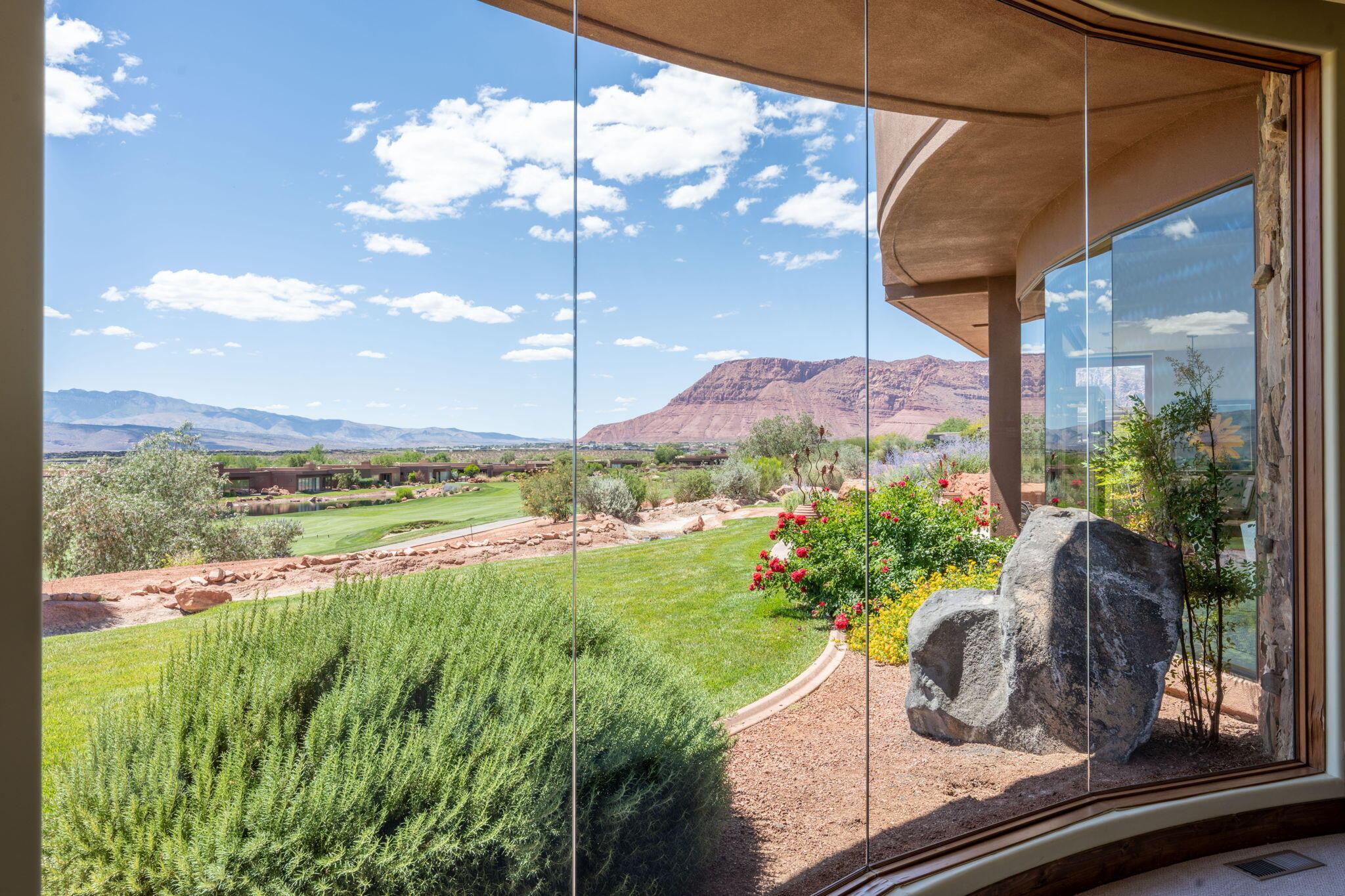 St George, Utah, 84770, United States, 6 Bedrooms Bedrooms, ,7 BathroomsBathrooms,Residential,For Sale,2049159