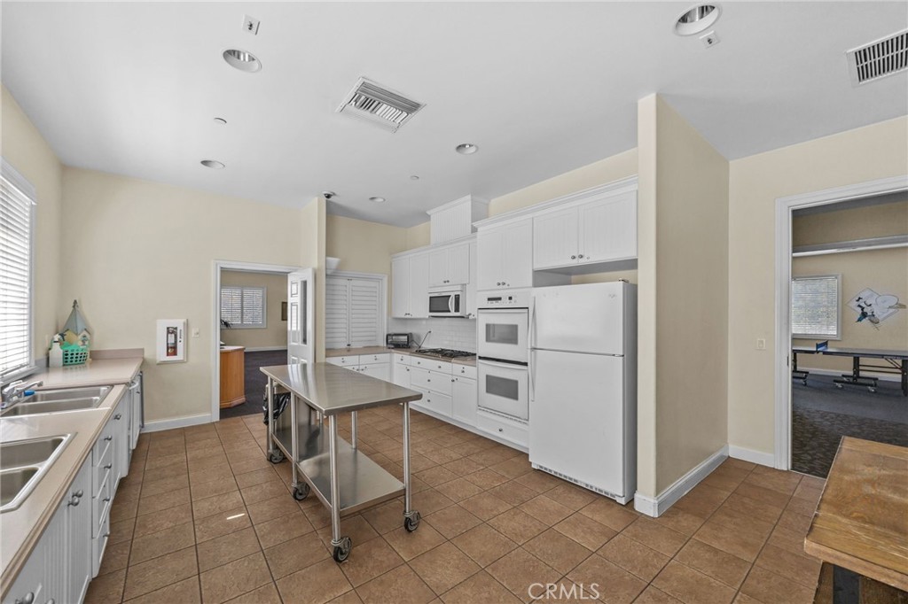 Chino, California, 91708, United States, 3 Bedrooms Bedrooms, ,3 BathroomsBathrooms,Residential,For Sale,2026423