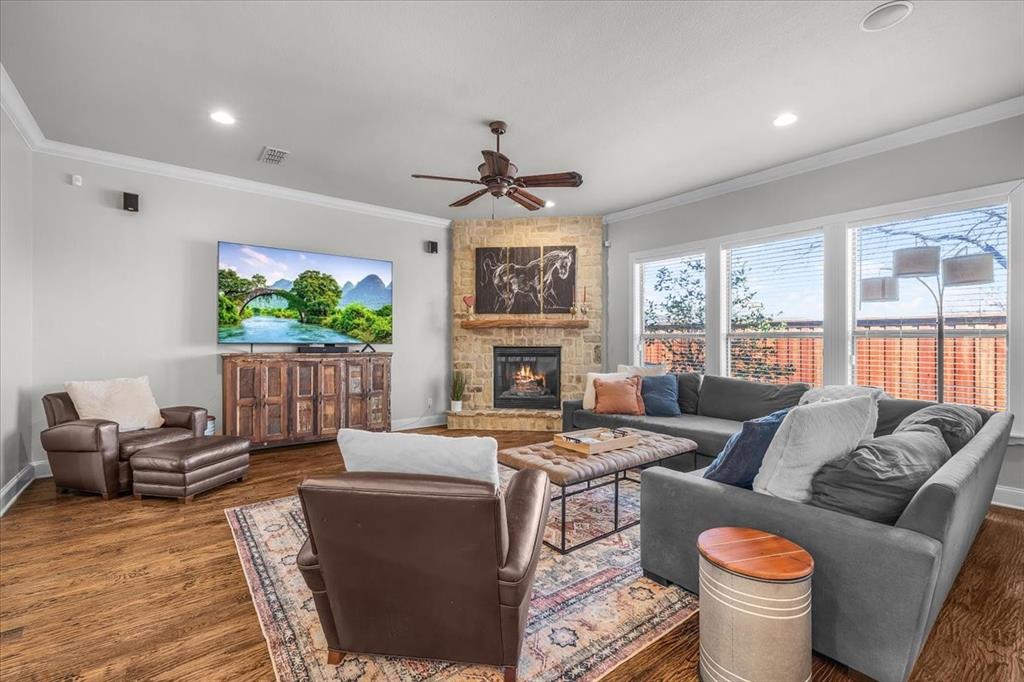 North Richland Hills, Texas, 76182, United States, 4 Bedrooms Bedrooms, ,4 BathroomsBathrooms,Residential,For Sale,2014039