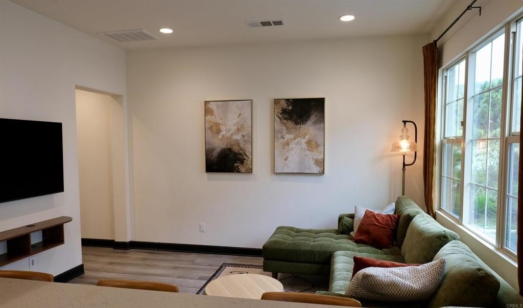 San Marcos, California, 92078, United States, 2 Bedrooms Bedrooms, ,3 BathroomsBathrooms,Residential,For Sale,1940143
