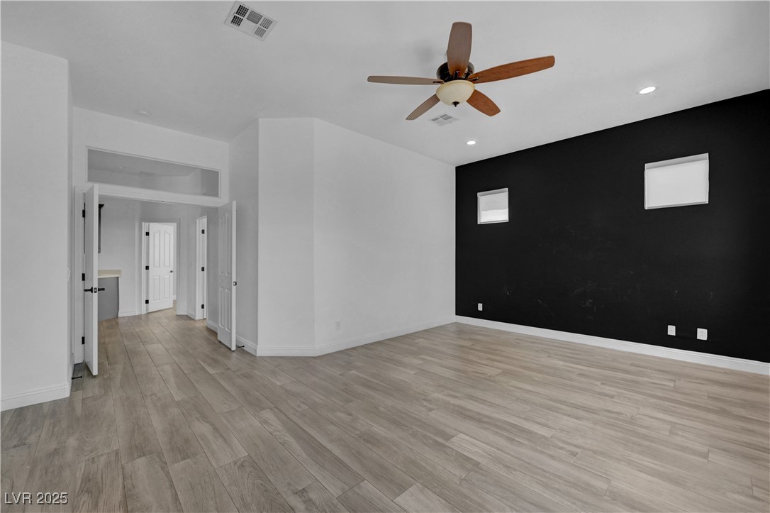 Henderson, Nevada, 89052, United States, 5 Bedrooms Bedrooms, ,2 BathroomsBathrooms,Residential,For Sale,1897207