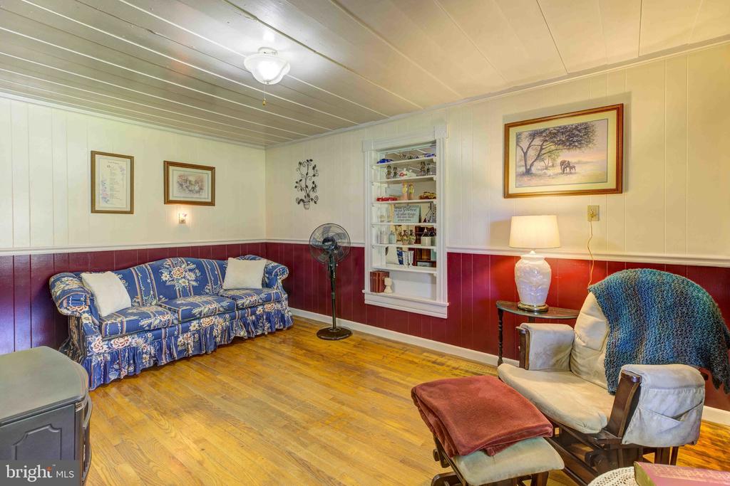 Wardensville, West Virginia, 26851, United States, 3 Bedrooms Bedrooms, ,1 BathroomBathrooms,Residential,For Sale,1936934