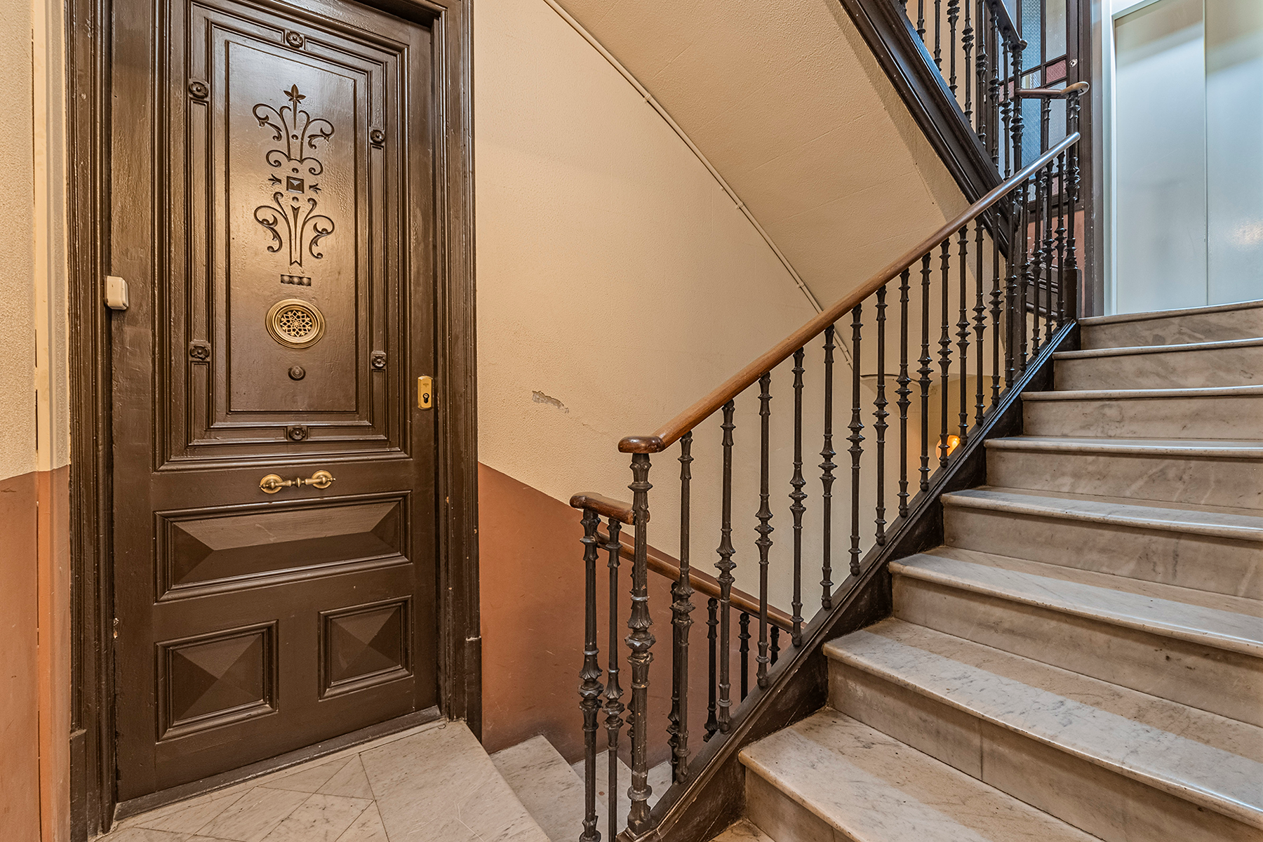  Elegant renovated residence in a majestic Eixample building - 物件實景