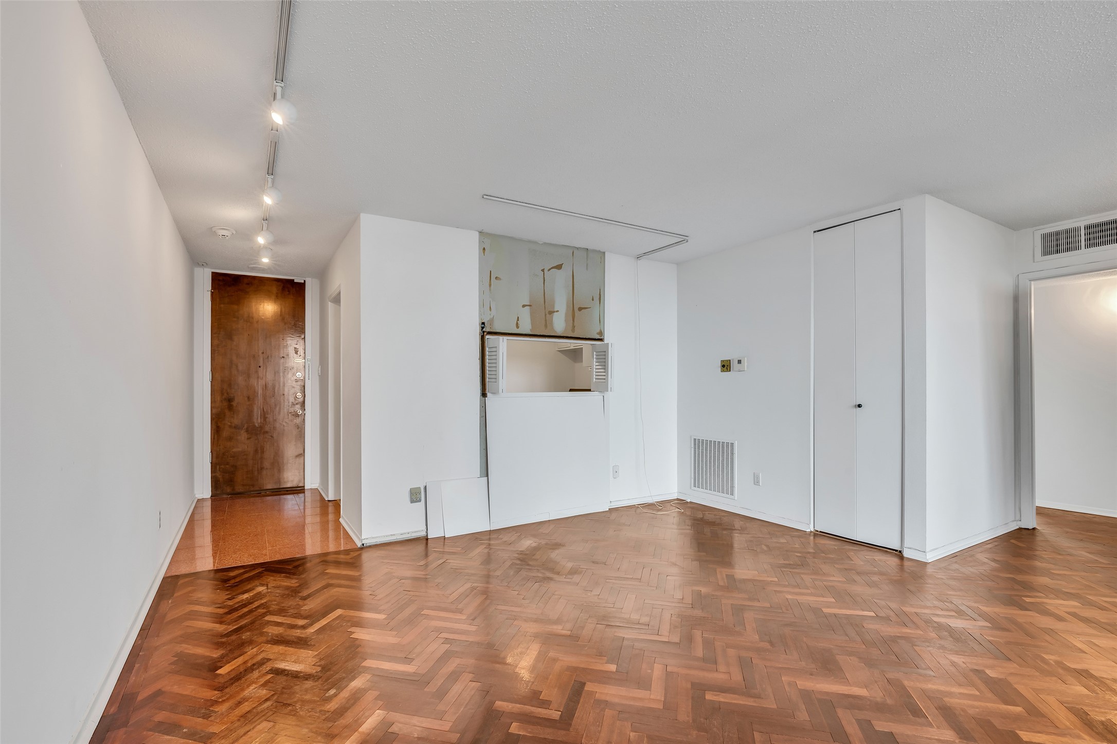  3614 Montrose Boulevard #900 - 物件實景
