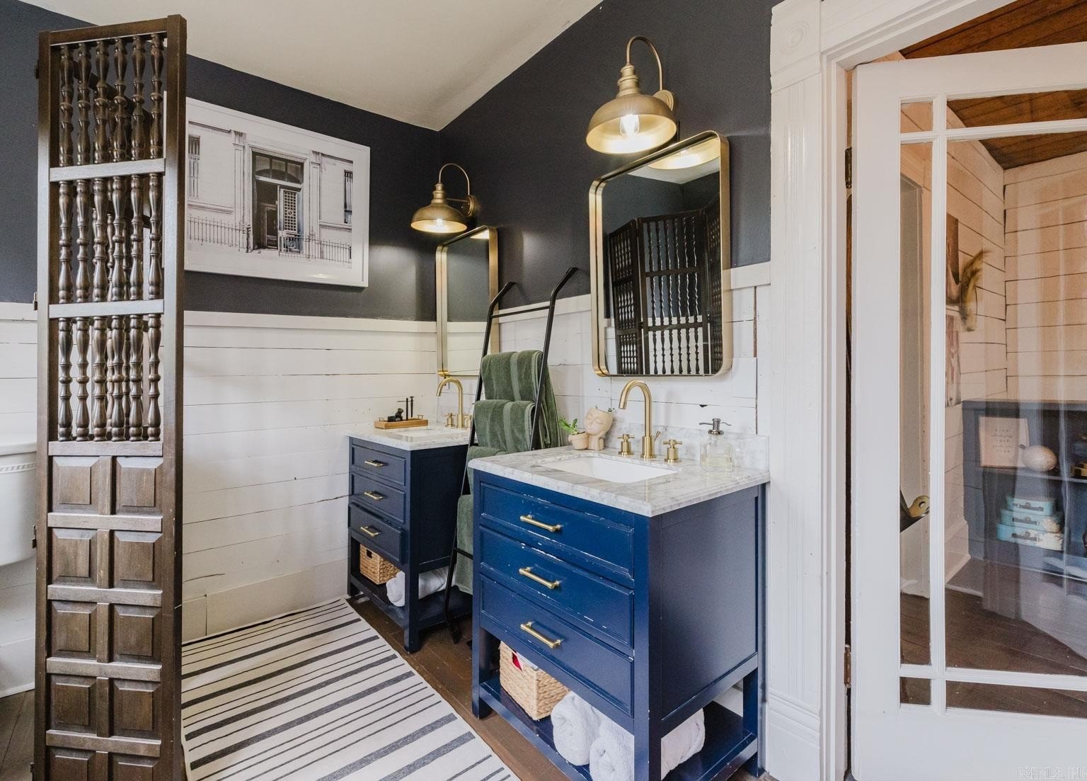 Benton, Arkansas, 72015, United States, 5 Bedrooms Bedrooms, ,3 BathroomsBathrooms,Residential,For Sale,1978778