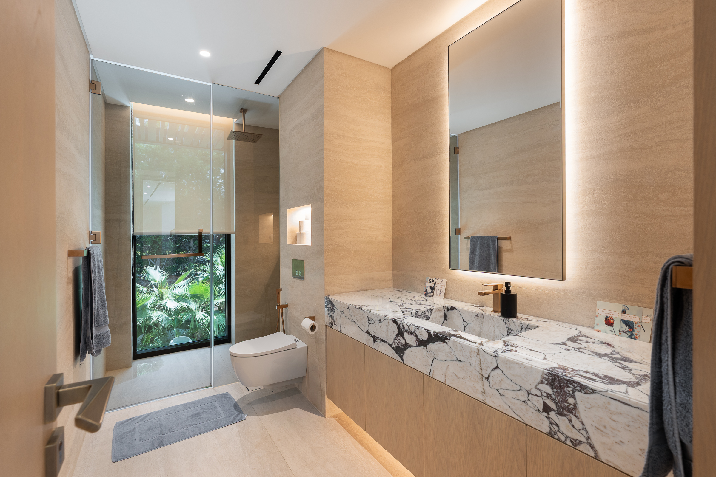  Majestic Ready-to-Move Villa in JGE - 物件實景