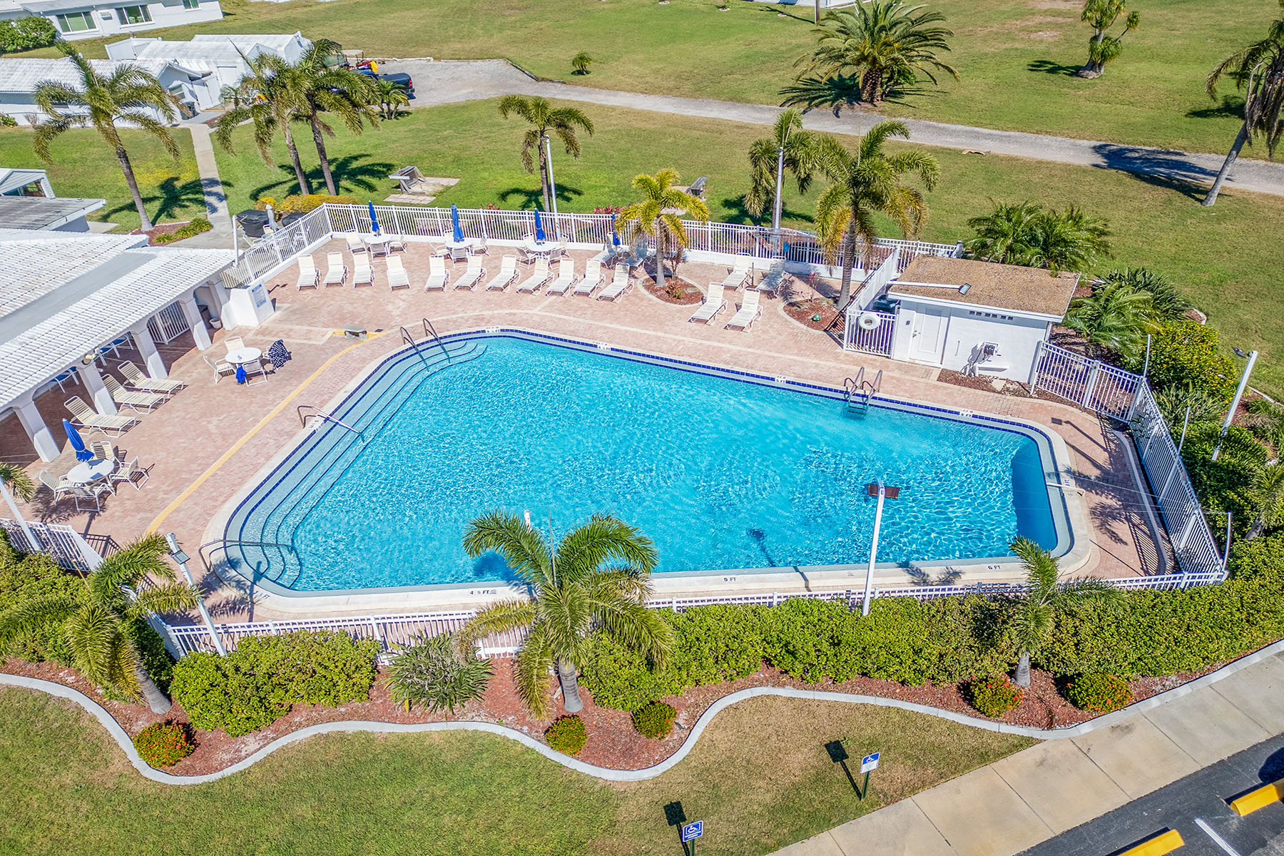  TAMARAC BY THE GULF - 物件實景