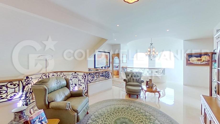 M?rmol, Naucalpan de Juárez, Estado de méxico, 53283, Mexico, 4 Bedrooms Bedrooms, ,4 BathroomsBathrooms,Residential,For Sale,M?rmol,1563159