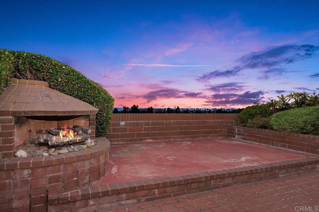 Carlsbad, California, 92011, United States, 3 Bedrooms Bedrooms, ,2 BathroomsBathrooms,Residential,For Sale,1941594