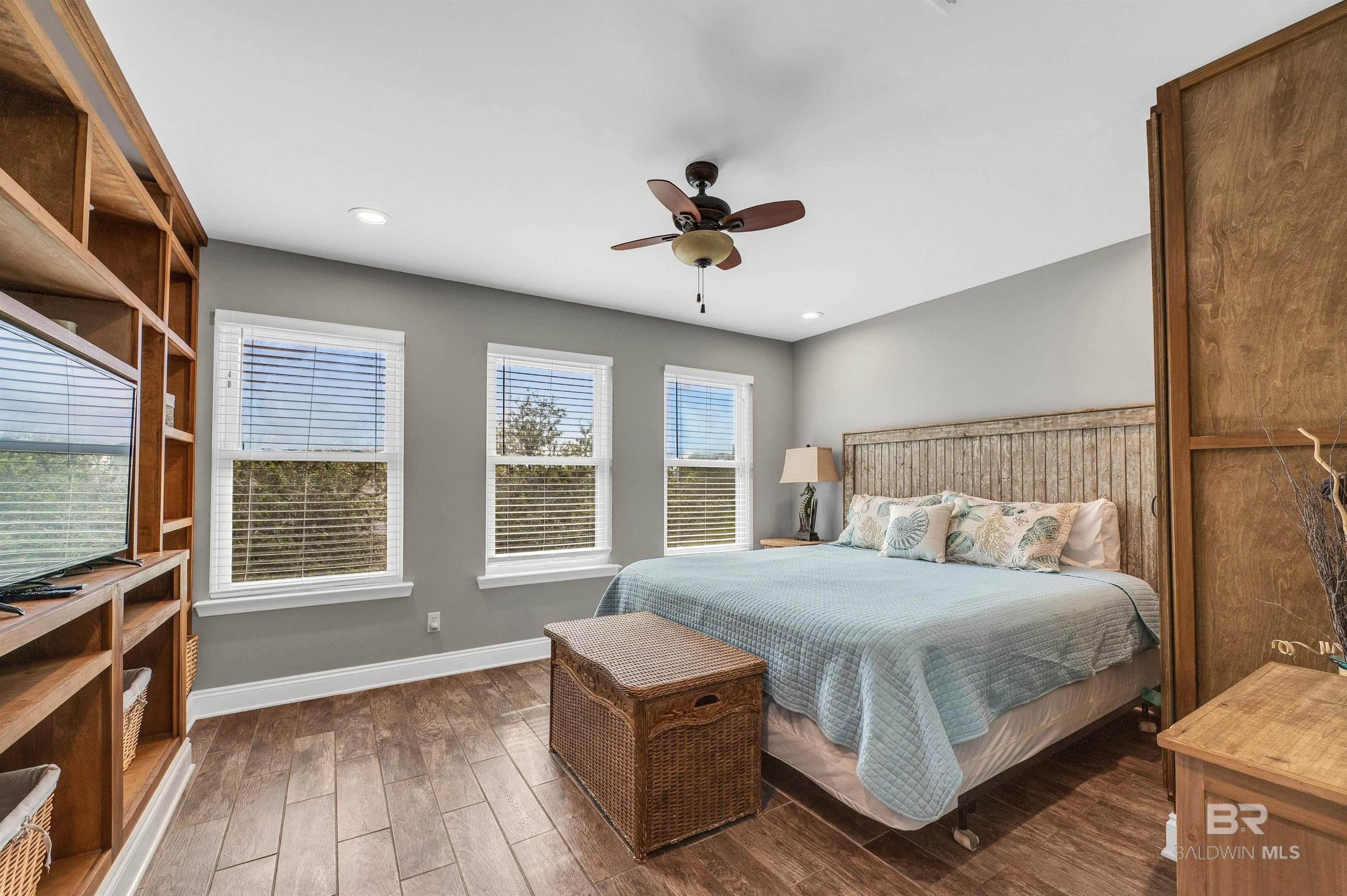 Gulf Shores, Alabama, 36542, United States, 3 Bedrooms Bedrooms, ,3 BathroomsBathrooms,Residential,For Sale,1984427