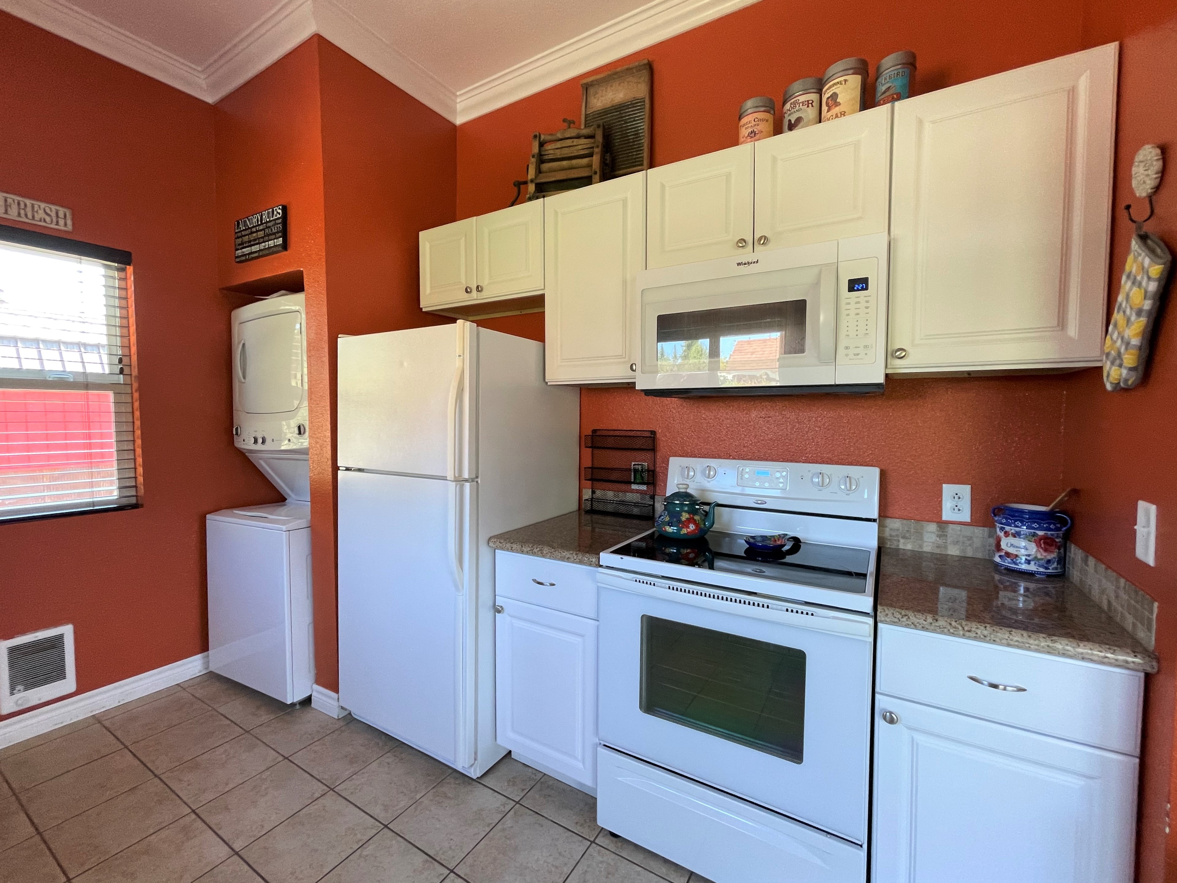 Priest River, Idaho, 83856, United States, 2 Bedrooms Bedrooms, ,2 BathroomsBathrooms,Residential,For Sale,1928264