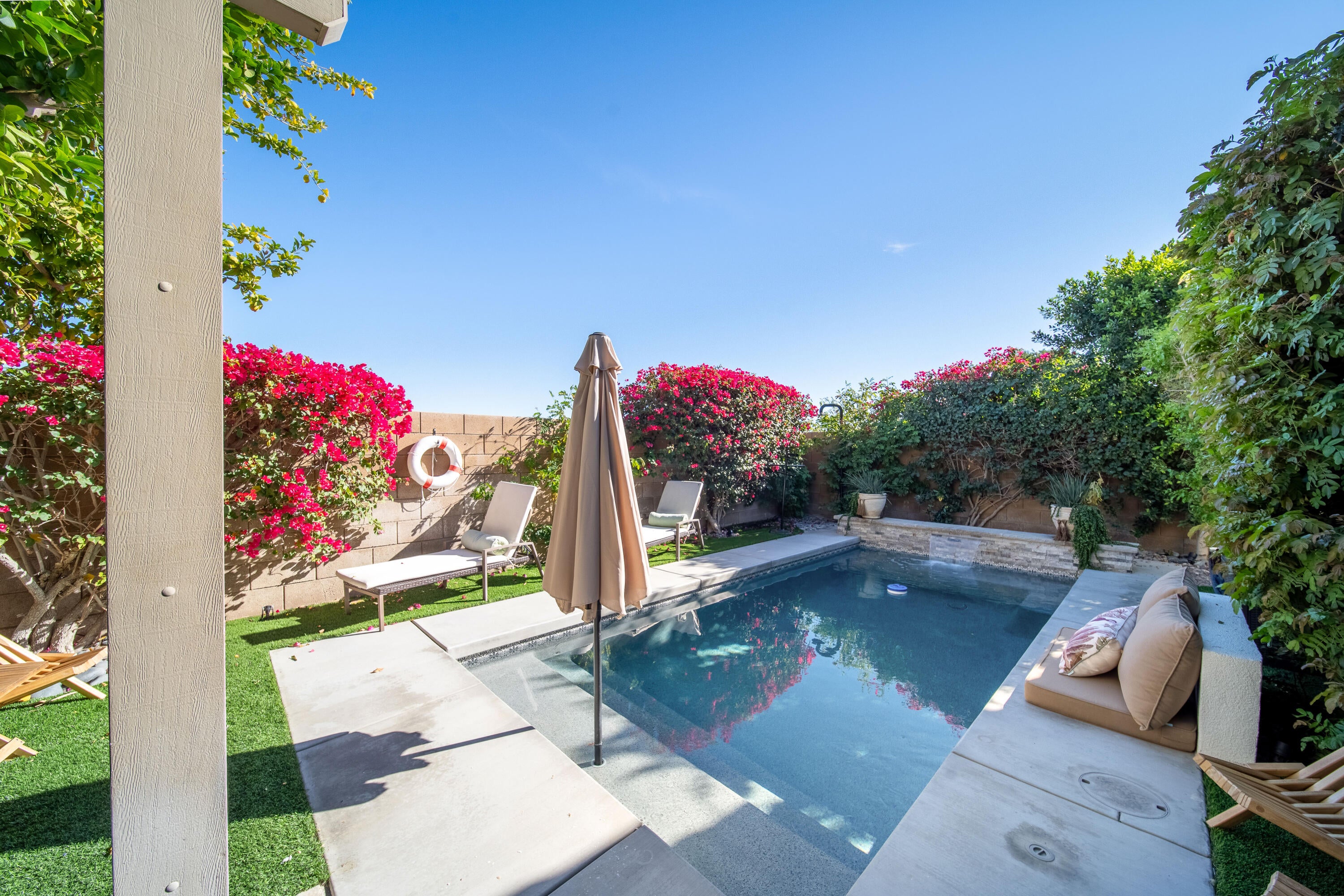 Indio, California, 92201, United States, 3 Bedrooms Bedrooms, ,Residential,For Sale,2006567