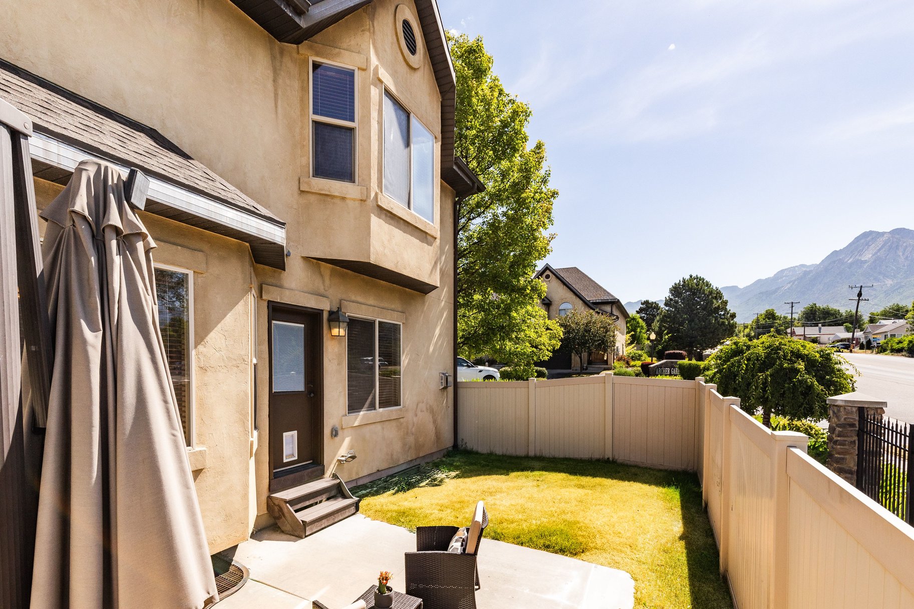  Prime Holladay Townhome in an Unbeatable Location - 物件實景