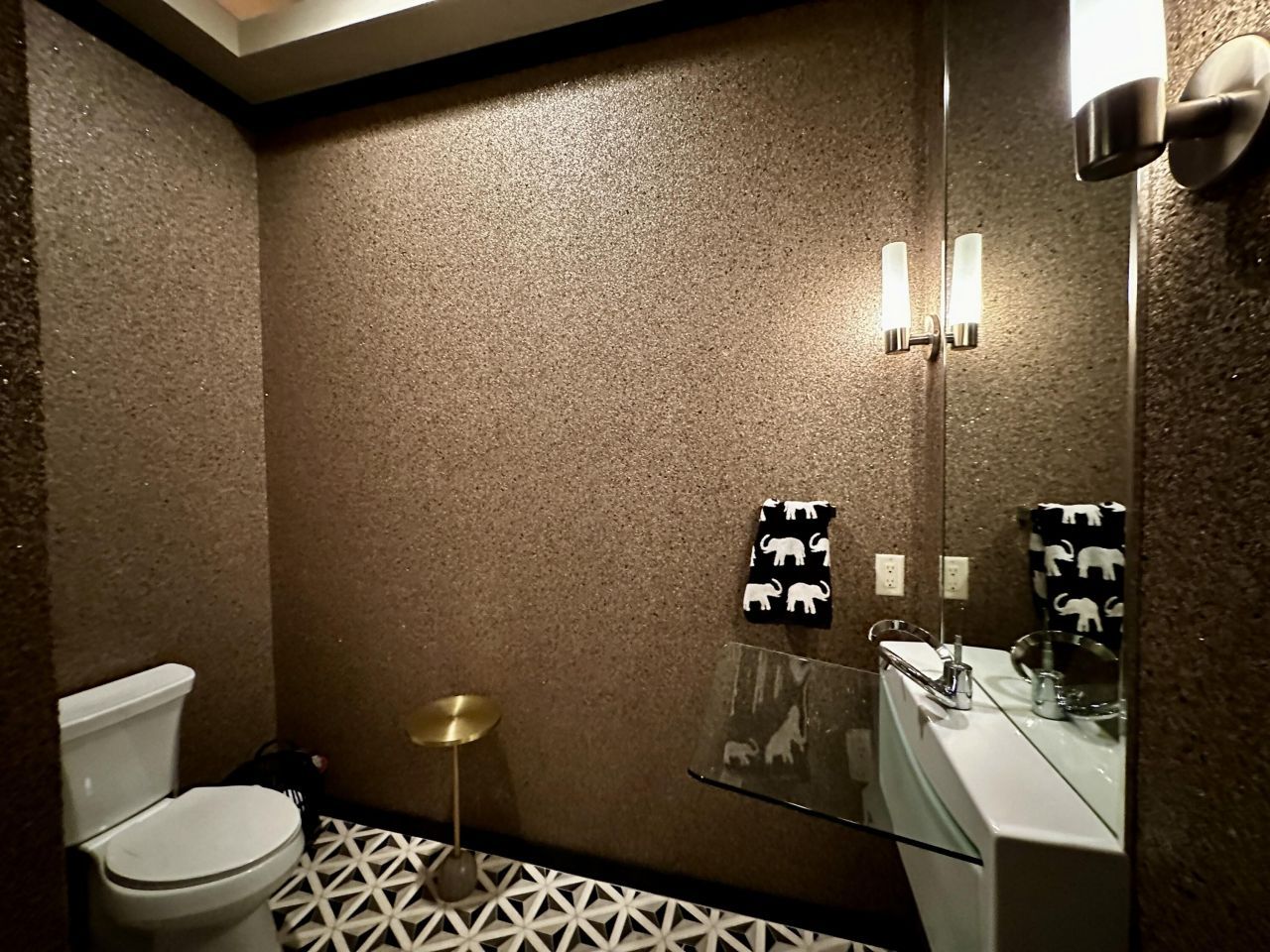 Elephant Butte, New Mexico, 87935, United States, 4 Bedrooms Bedrooms, ,4 BathroomsBathrooms,Residential,For Sale,1986304