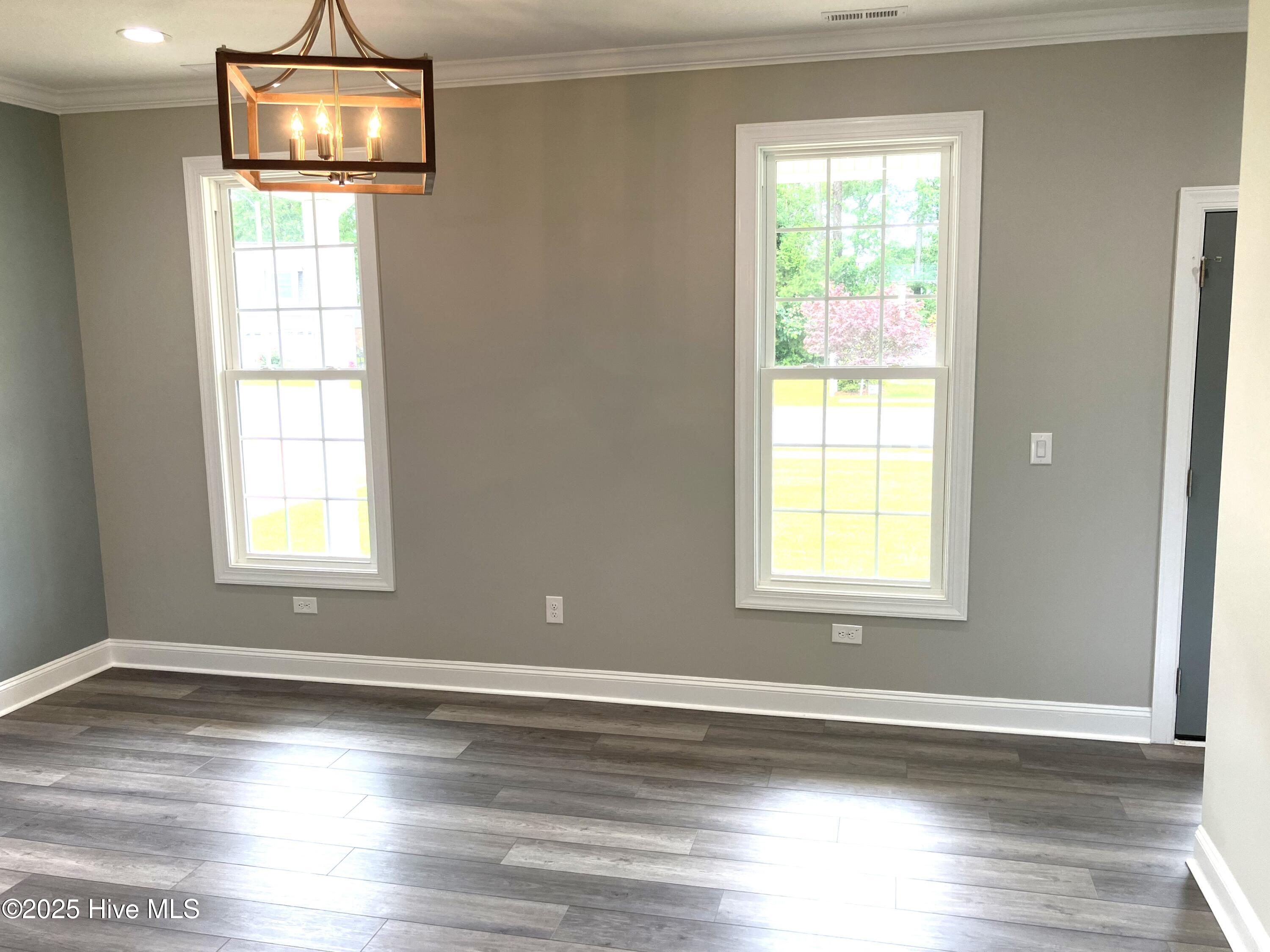 Jacksonville, North Carolina, 28546, United States, 5 Bedrooms Bedrooms, ,4 BathroomsBathrooms,Residential,For Sale,1872875