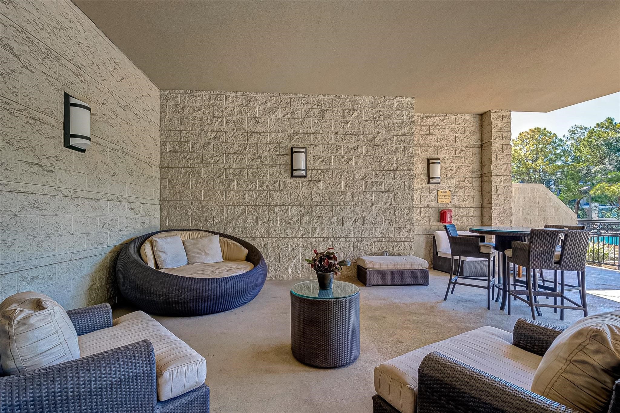  5005 Hidalgo Street #210 - 物件實景