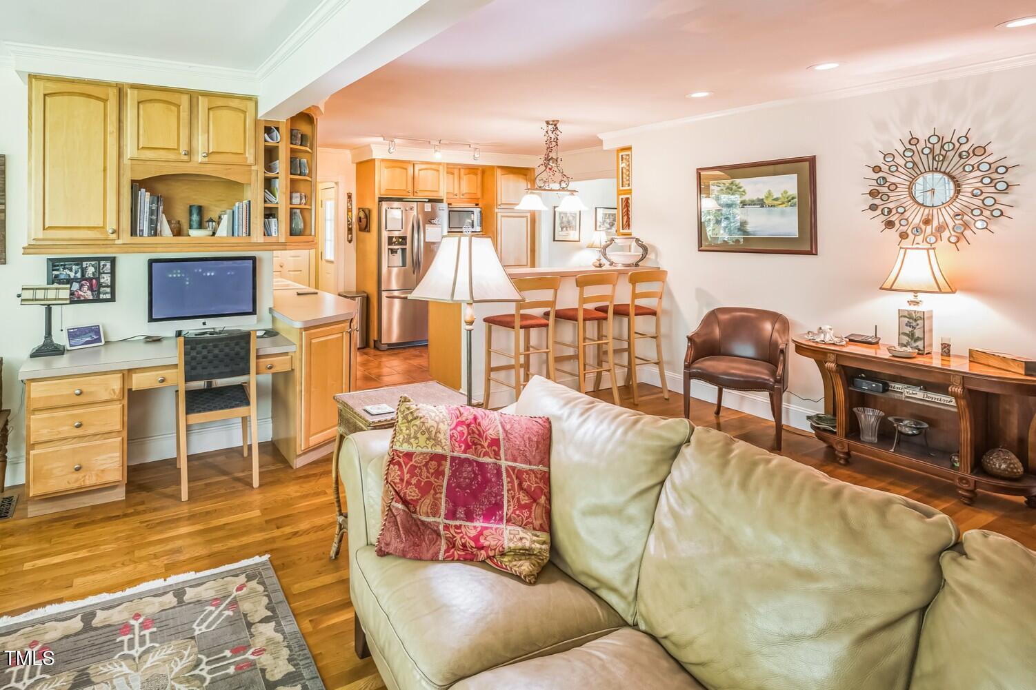 Raleigh, North Carolina, 27609, United States, 3 Bedrooms Bedrooms, ,2 BathroomsBathrooms,Residential,For Sale,1826657