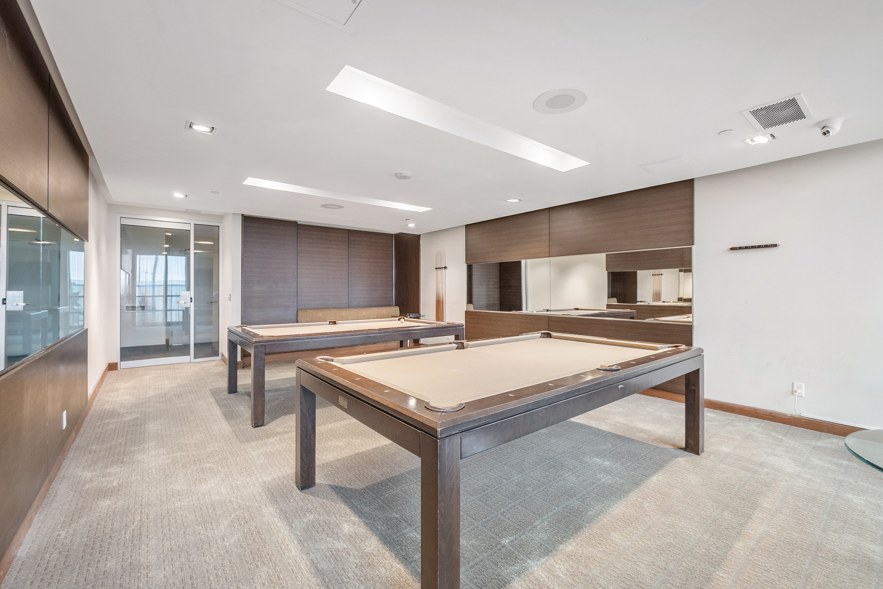  Modern Condo Living - 物件實景