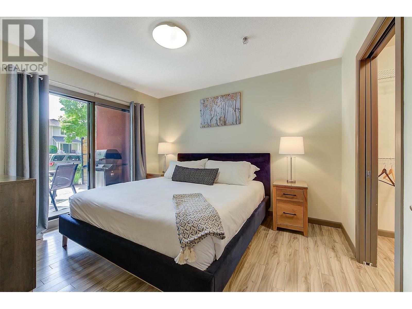 KELOWNA, British Columbia, V1Y 1G6, CA, 2 Bedrooms Bedrooms, ,2 BathroomsBathrooms,Residential,For Sale,1961350