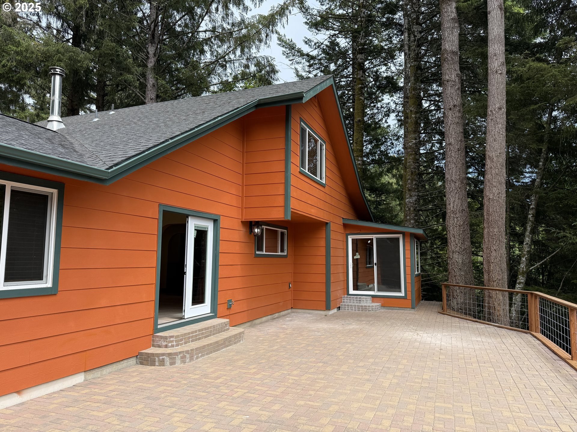 Brookings, Oregon, 97415, United States, 4 Bedrooms Bedrooms, ,2 BathroomsBathrooms,Residential,For Sale,1982751