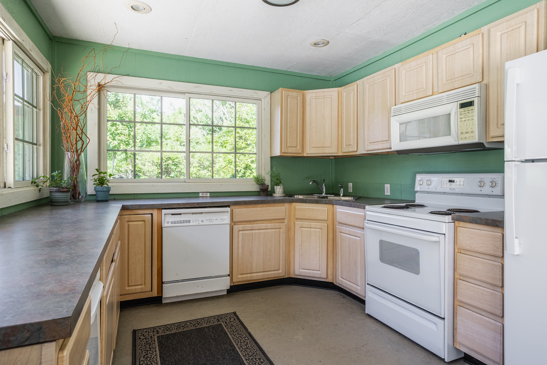  Rare Opportunity to Own a Stunning Home with Acreage in West Carmel - 物件實景
