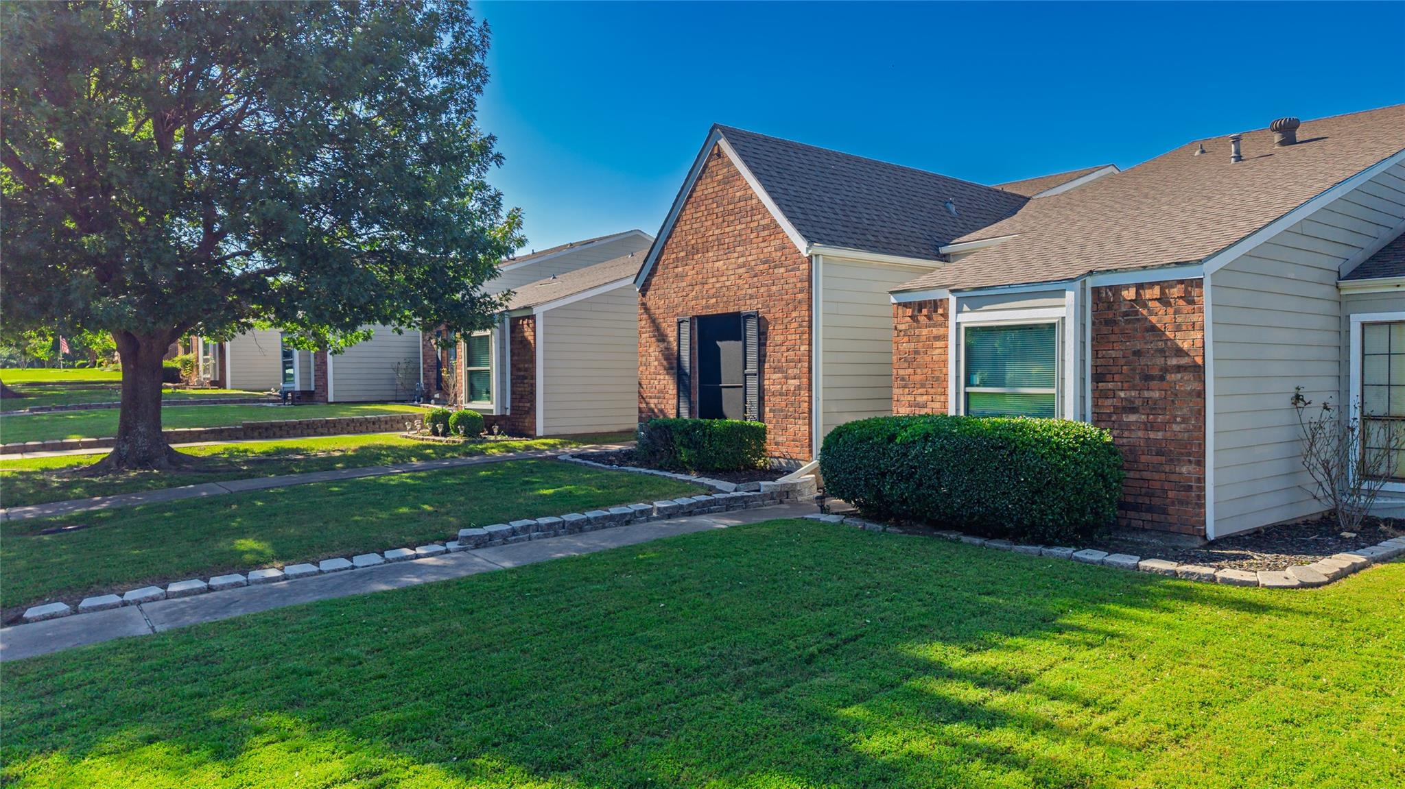 Greenville, Texas, 75402, United States, 18 Bedrooms Bedrooms, ,18 BathroomsBathrooms,Residential,For Sale,2049312