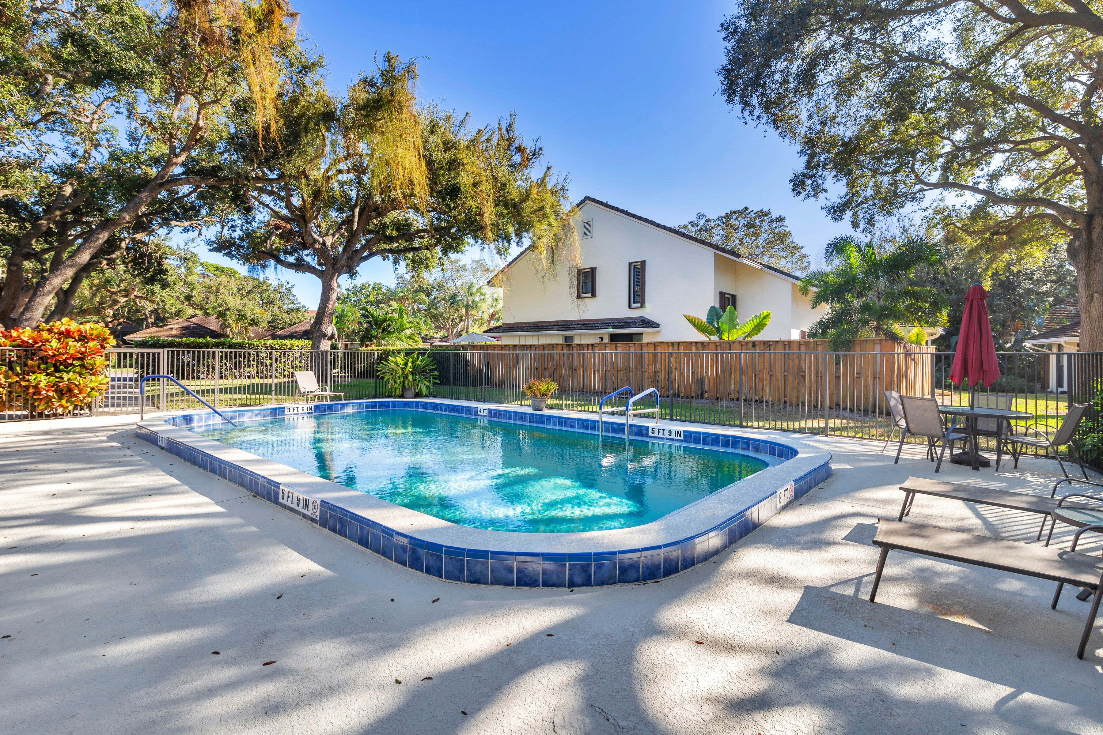  11290 Glen Oaks Court - 物件實景
