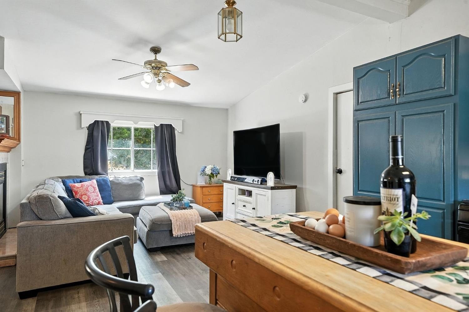 Valley Springs, California, 95252, United States, 3 Bedrooms Bedrooms, ,2 BathroomsBathrooms,Residential,For Sale,1979453