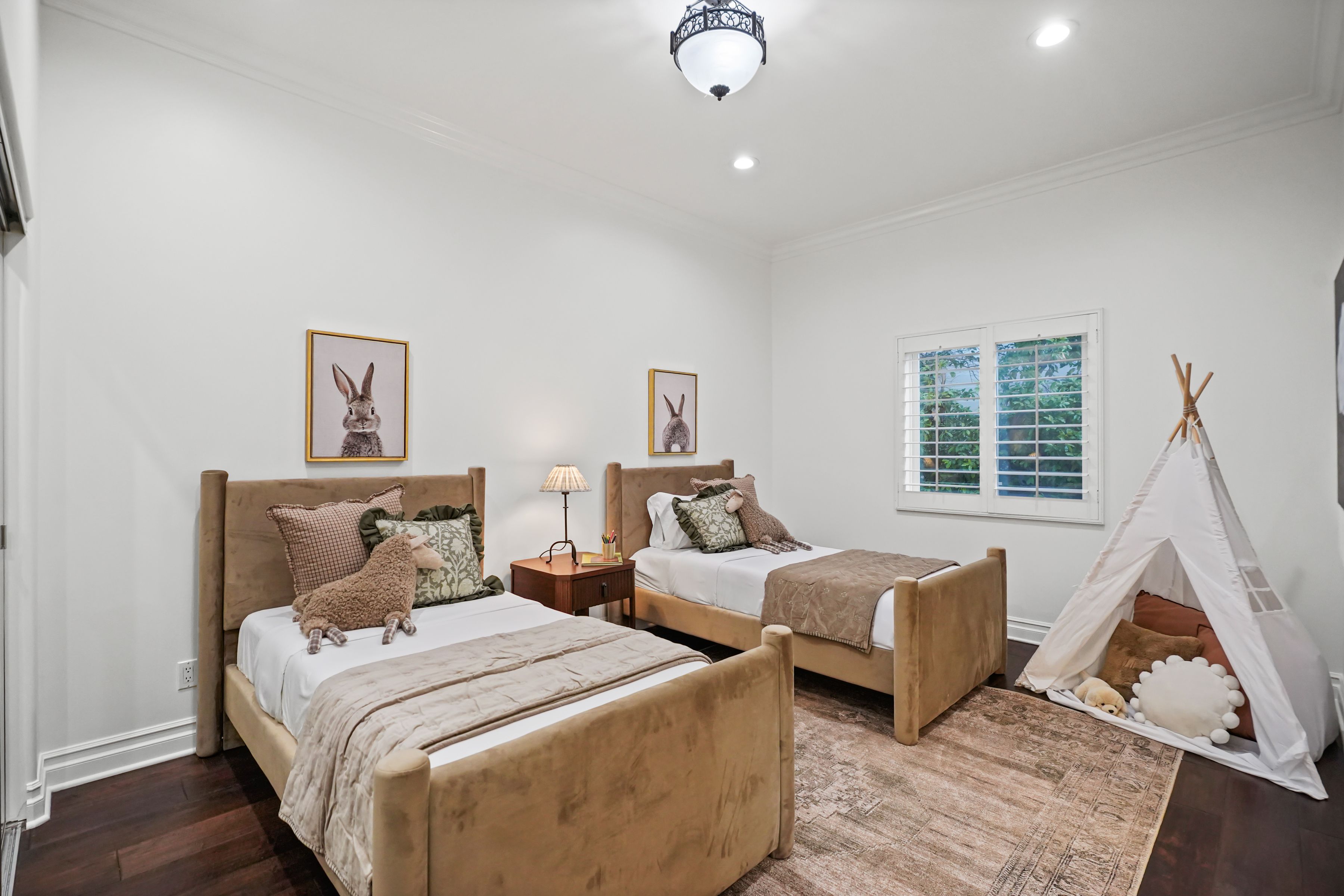  13164 Magnolia Boulevard - 物件實景