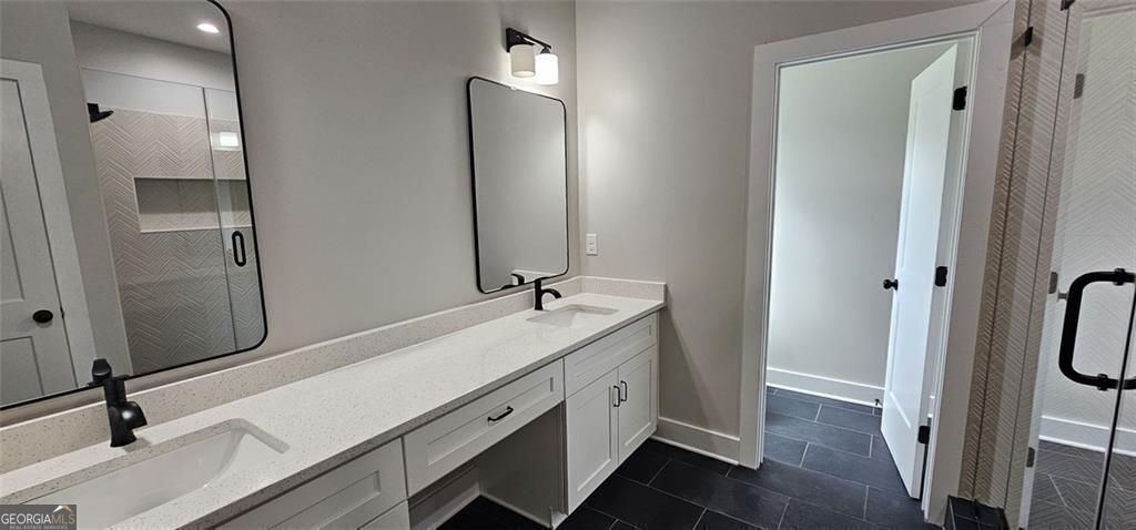 Loganville, Georgia, 30052, United States, 4 Bedrooms Bedrooms, ,4 BathroomsBathrooms,Residential,For Sale,1894991