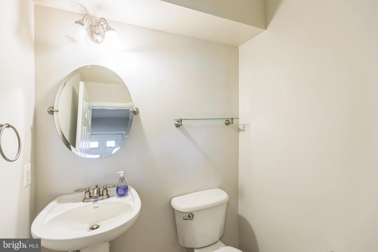WASHINGTON, District of Columbia, 20019, United States, 3 Bedrooms Bedrooms, ,3 BathroomsBathrooms,Residential,For Sale,1869347
