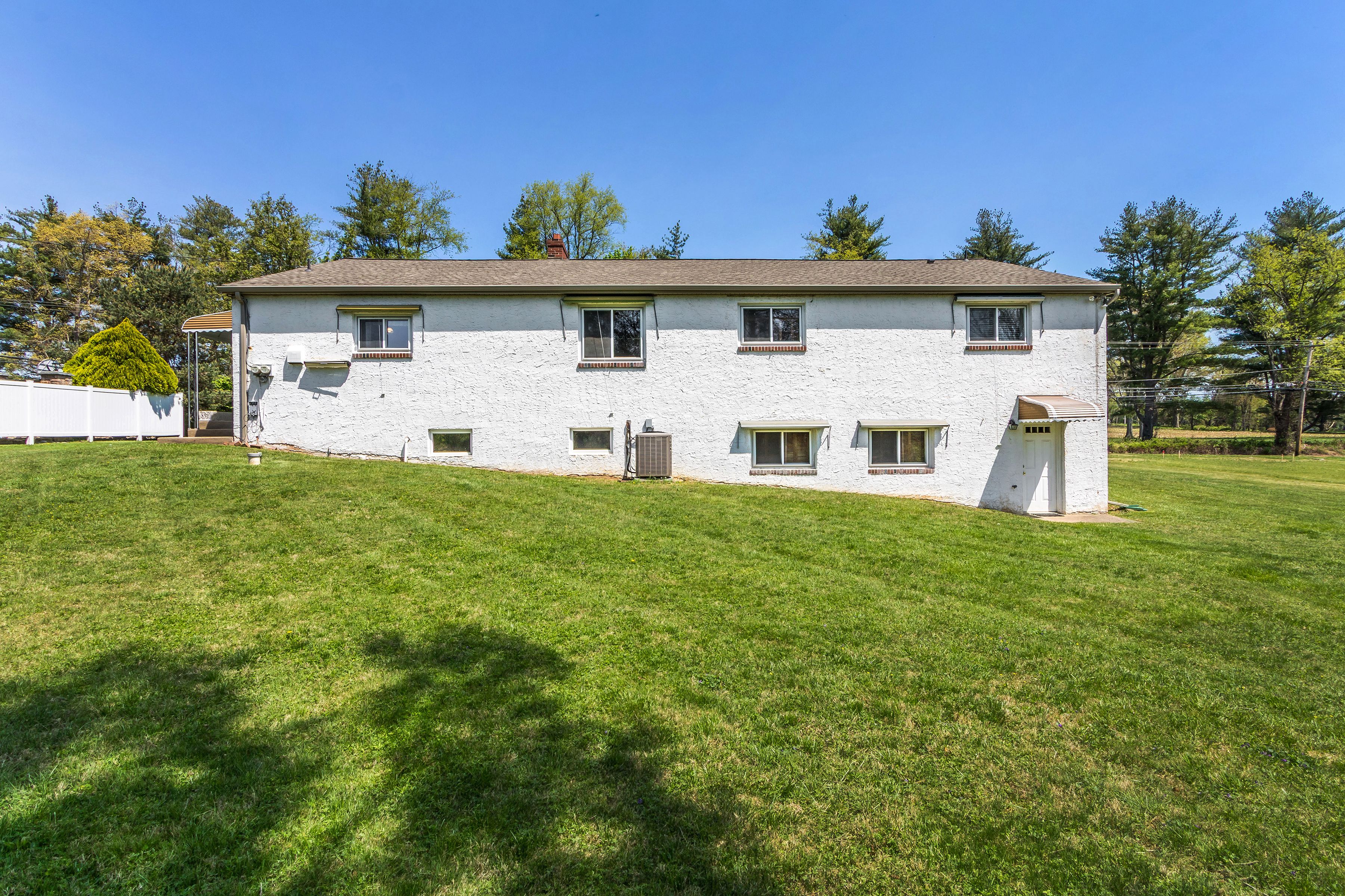  1104 Almshouse Road, Ivyland, PA 18974 - 物件實景