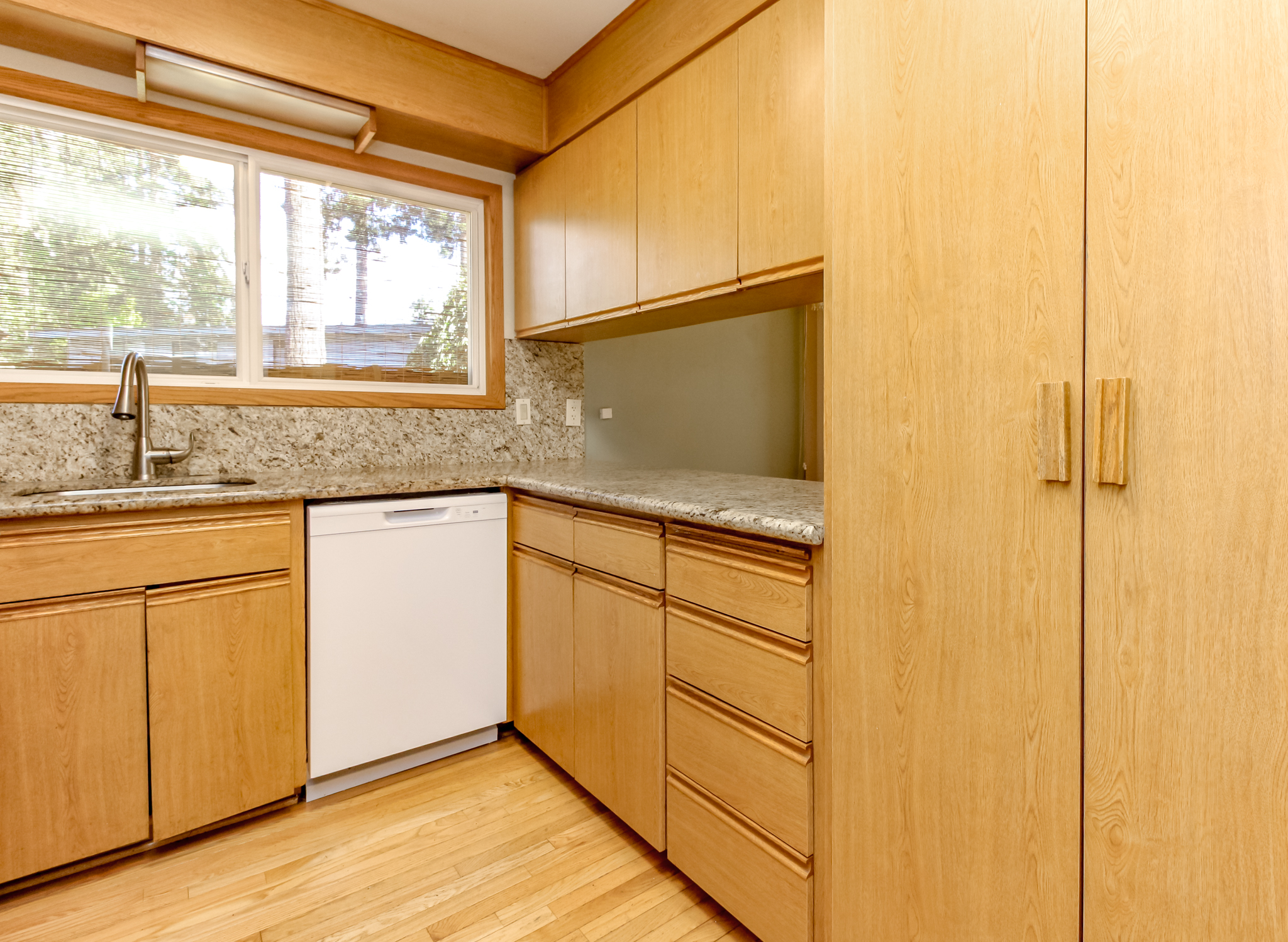  Charming Ranch Style Opportunity in Federal Way - 物件實景