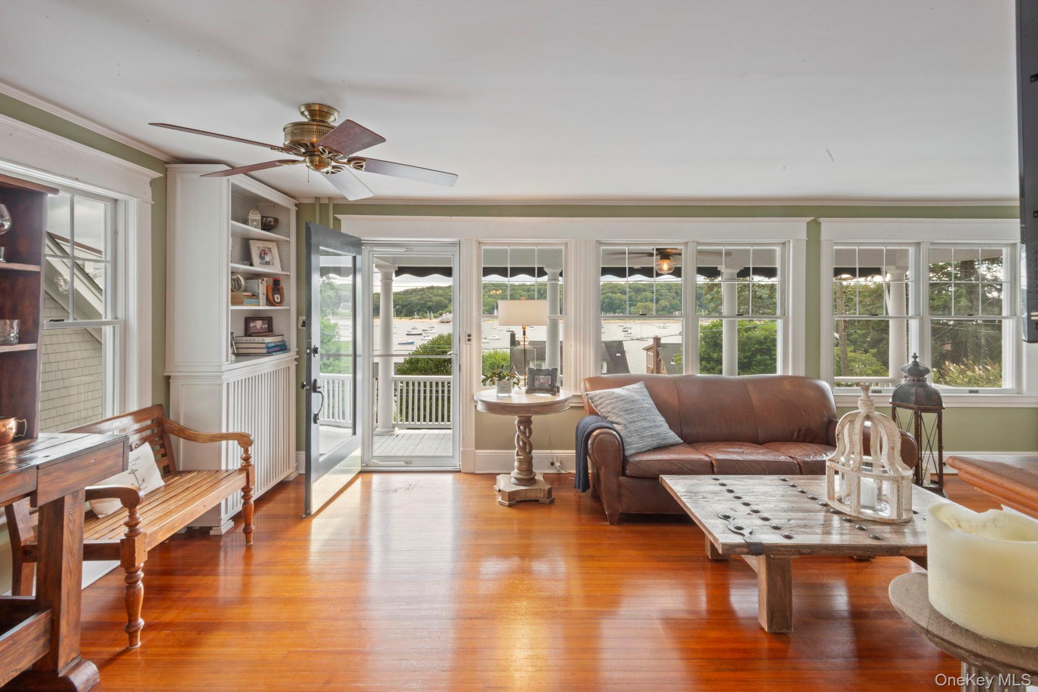 Northport, New York, 11768, United States, 3 Bedrooms Bedrooms, ,2 BathroomsBathrooms,Residential,For Sale,1925556