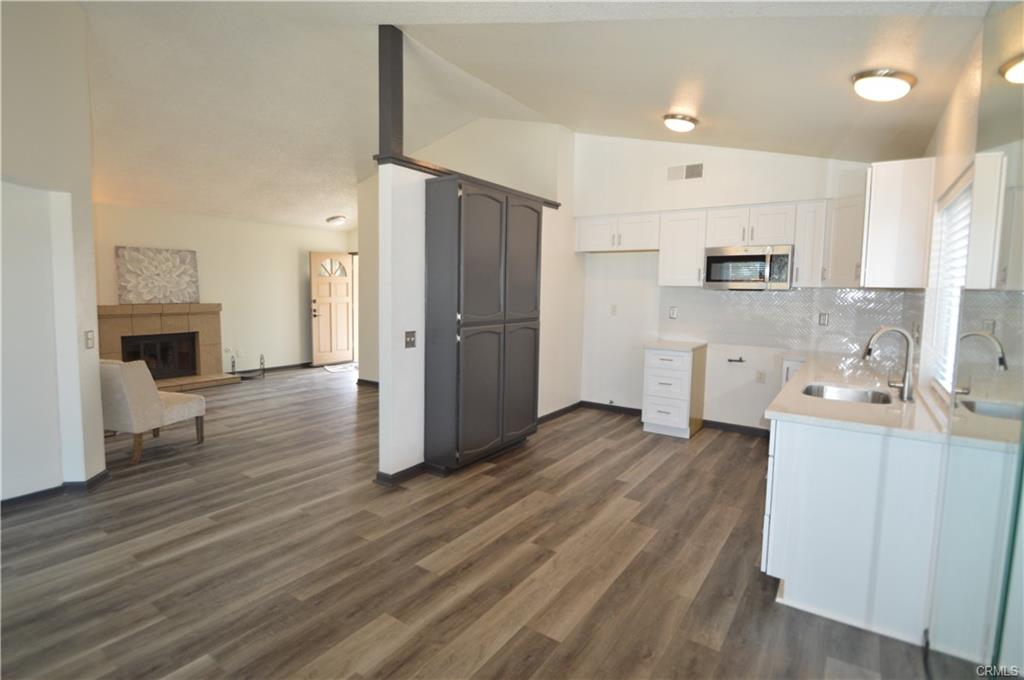 Moreno Valley, California, 92551, United States, 3 Bedrooms Bedrooms, ,2 BathroomsBathrooms,Residential,For Sale,1982753