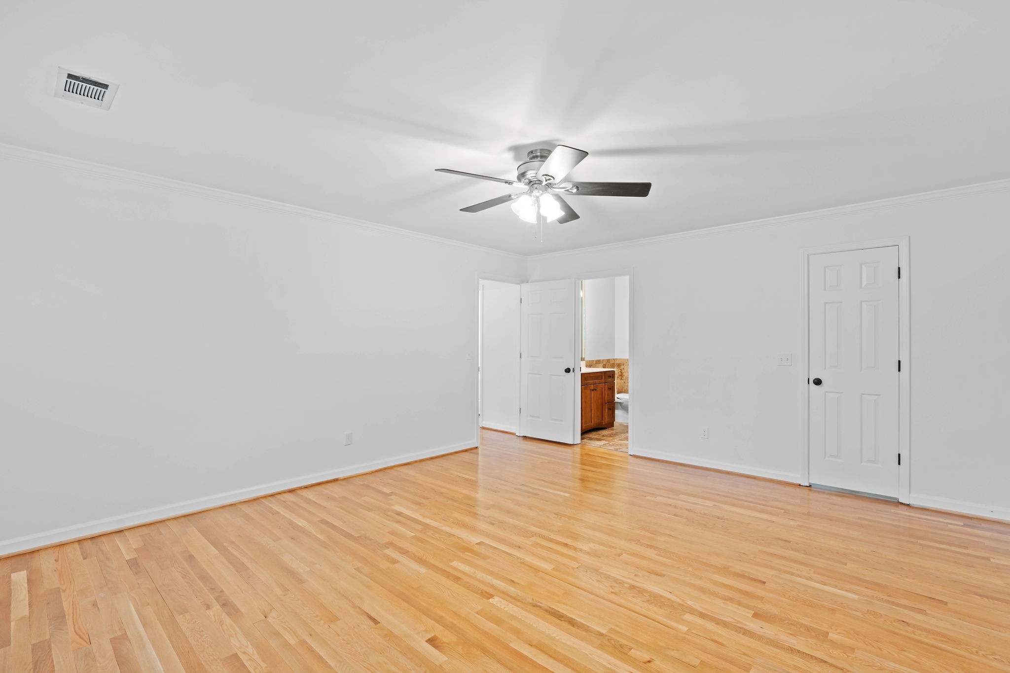 Brentwood, Tennessee, 37027, United States, 4 Bedrooms Bedrooms, ,6 BathroomsBathrooms,Residential,For Sale,1794827
