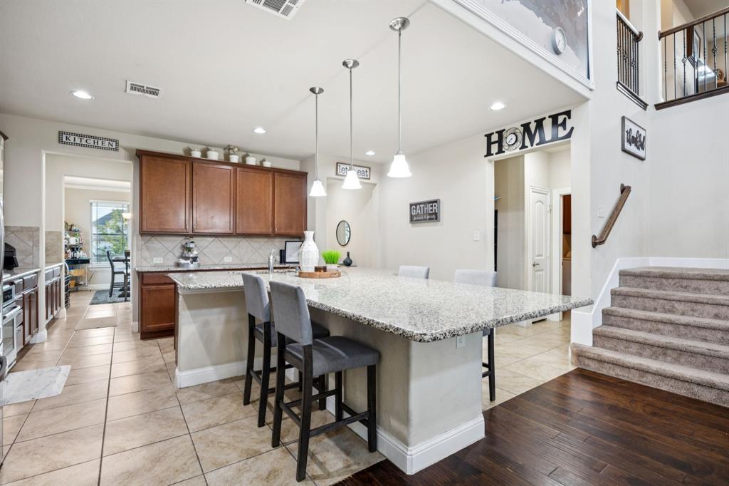 Rowlett, Texas, 75089, United States, 4 Bedrooms Bedrooms, ,4 BathroomsBathrooms,Residential,For Sale,1911433
