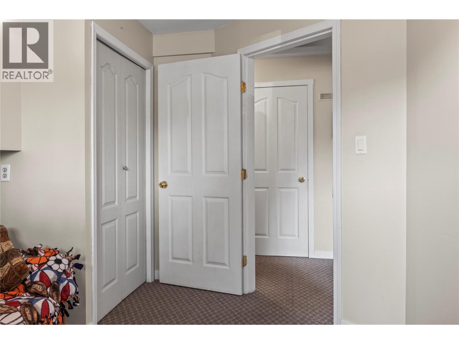 VERNON, British Columbia, V1T 1L1, CA, 3 Bedrooms Bedrooms, ,2 BathroomsBathrooms,Residential,For Sale,1948714