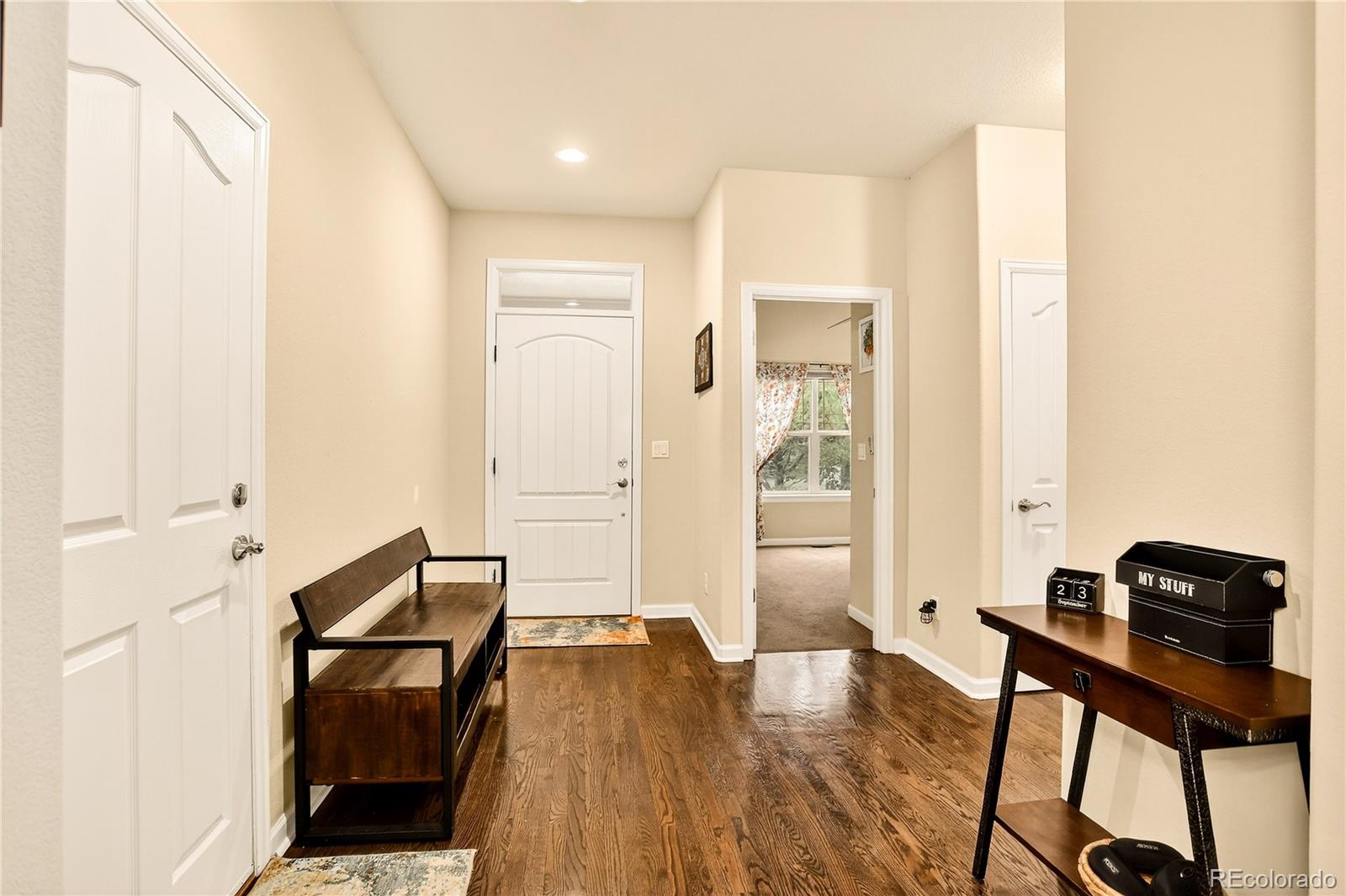 Aurora, Colorado, 80015, United States, 3 Bedrooms Bedrooms, ,2 BathroomsBathrooms,Residential,For Sale,1957602