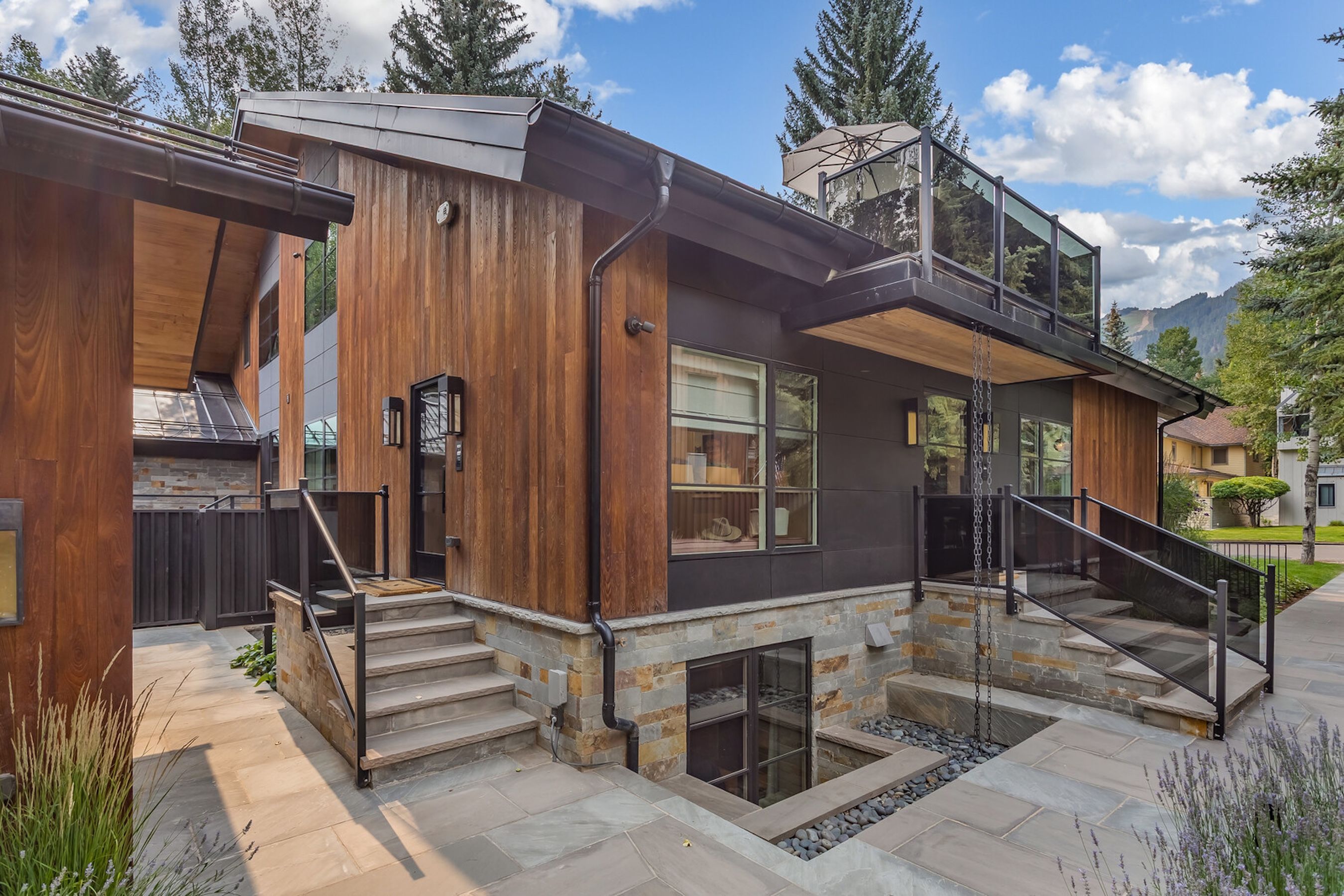  The Jewel of Aspen
