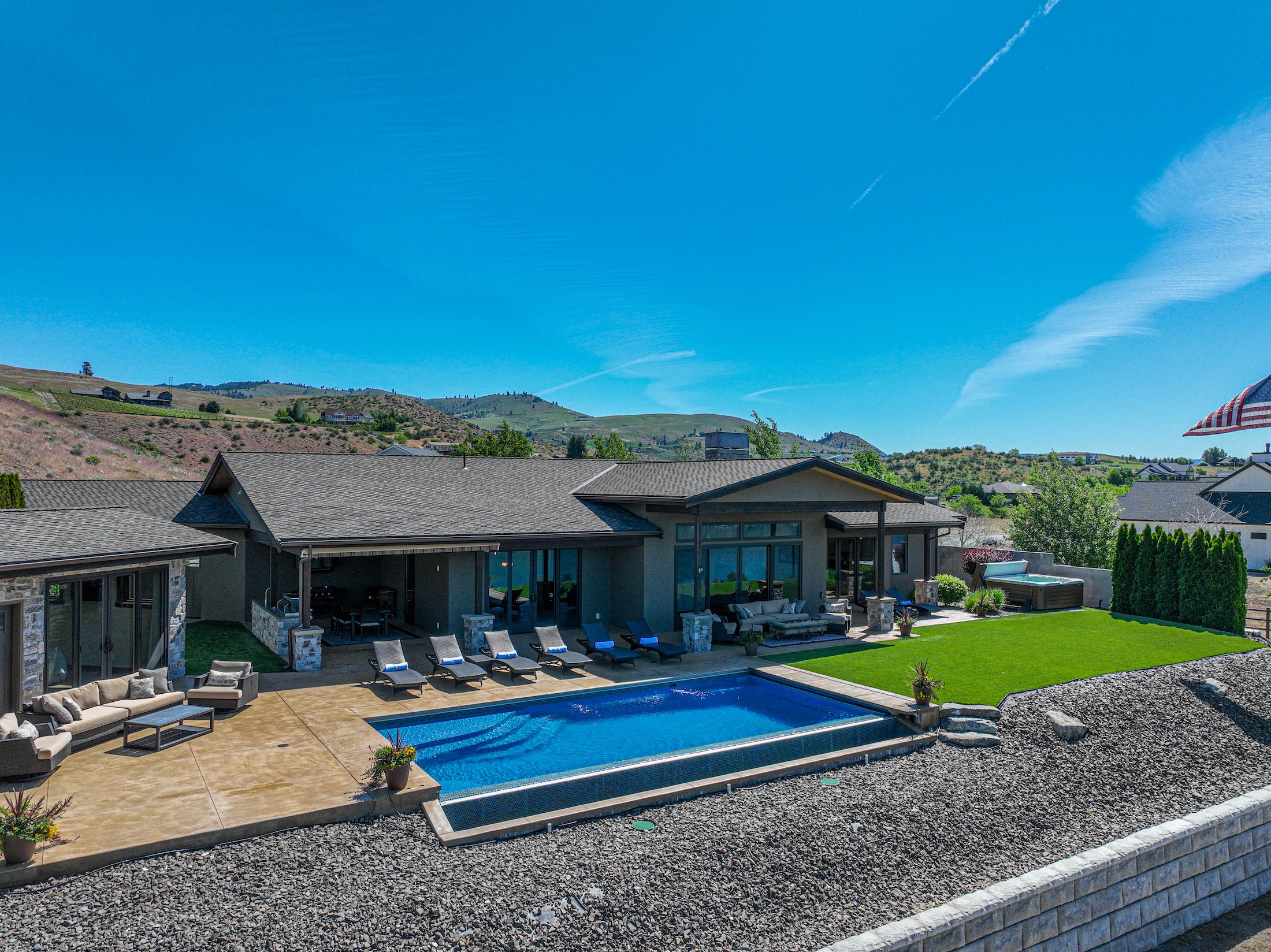  4.55 Acres Above Lake Chelan - 物件實景