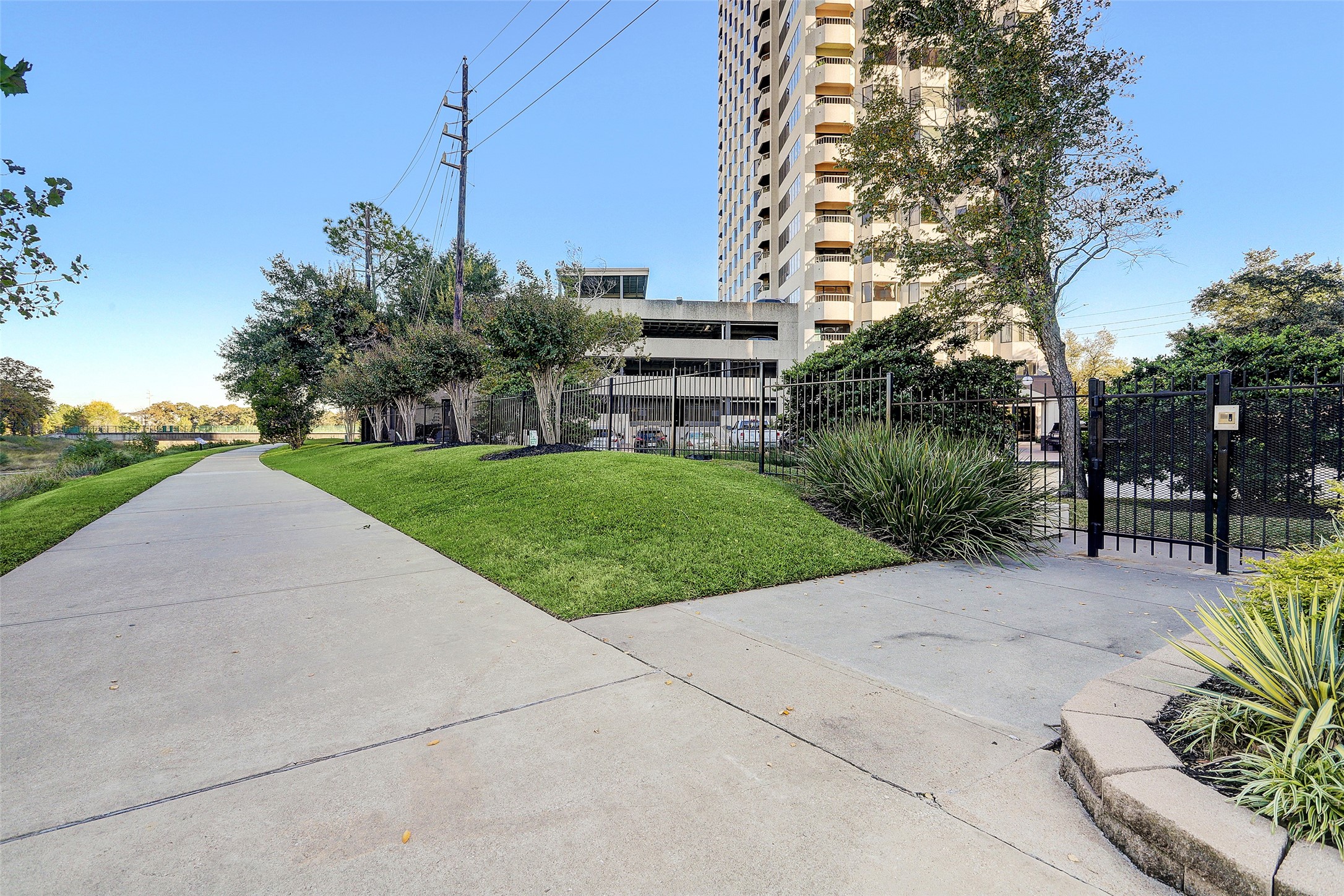  2001 Holcombe Boulevard #504 - 物件實景