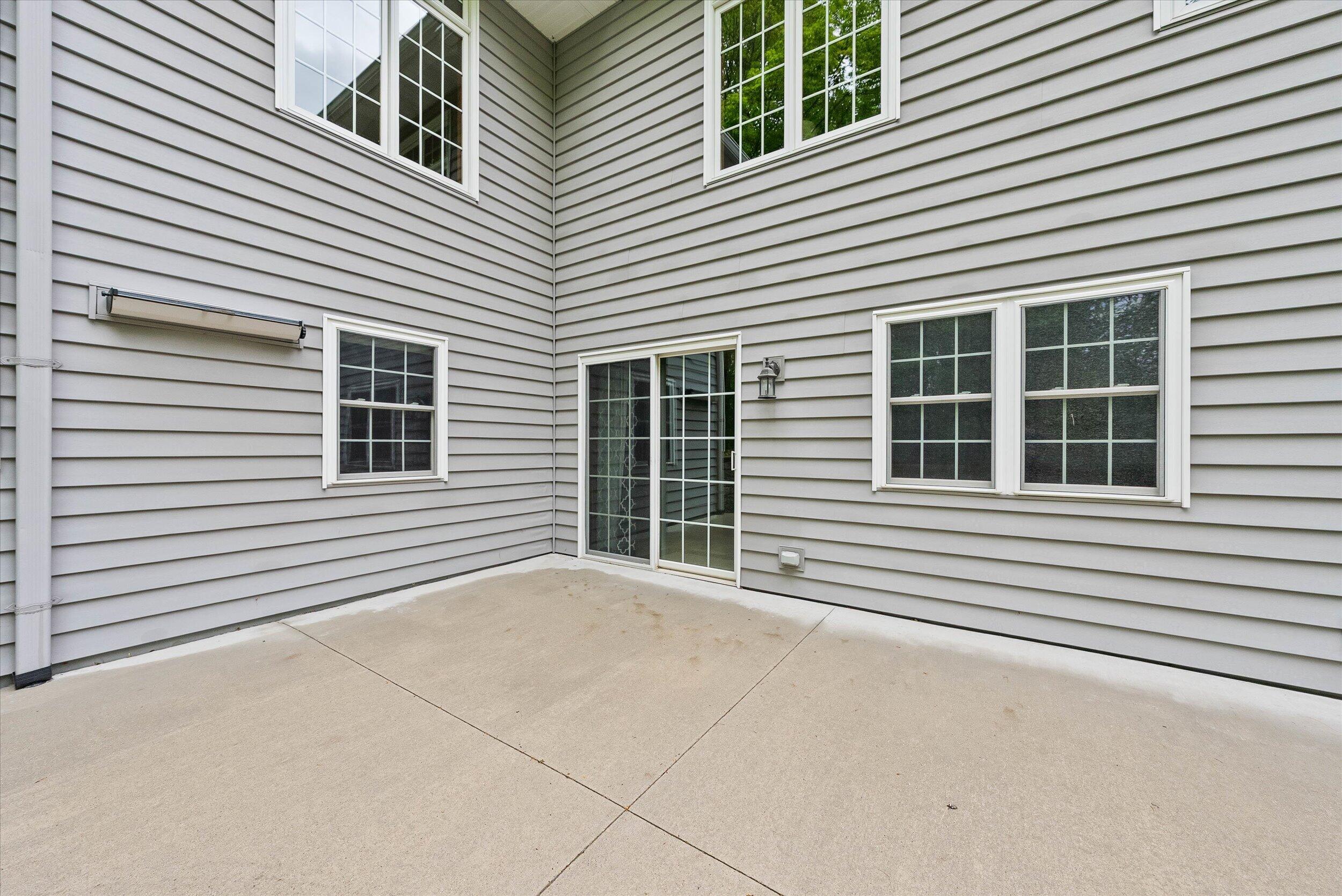 West Bend, Wisconsin, 53095, United States, 4 Bedrooms Bedrooms, ,4 BathroomsBathrooms,Residential,For Sale,1847652
