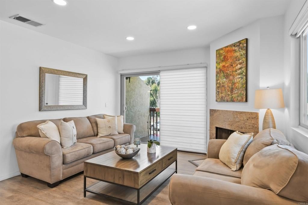 Chula Vista, California, 91910, United States, 2 Bedrooms Bedrooms, ,2 BathroomsBathrooms,Residential,For Sale,1911052