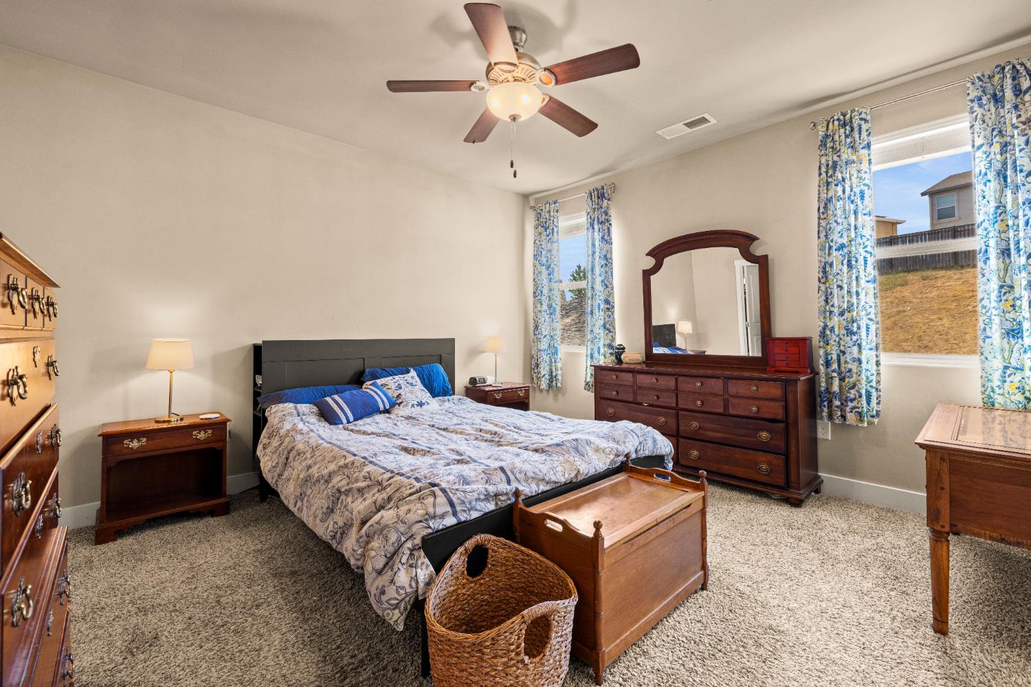 Placerville, California, 95667, United States, 4 Bedrooms Bedrooms, ,3 BathroomsBathrooms,Residential,For Sale,1973670