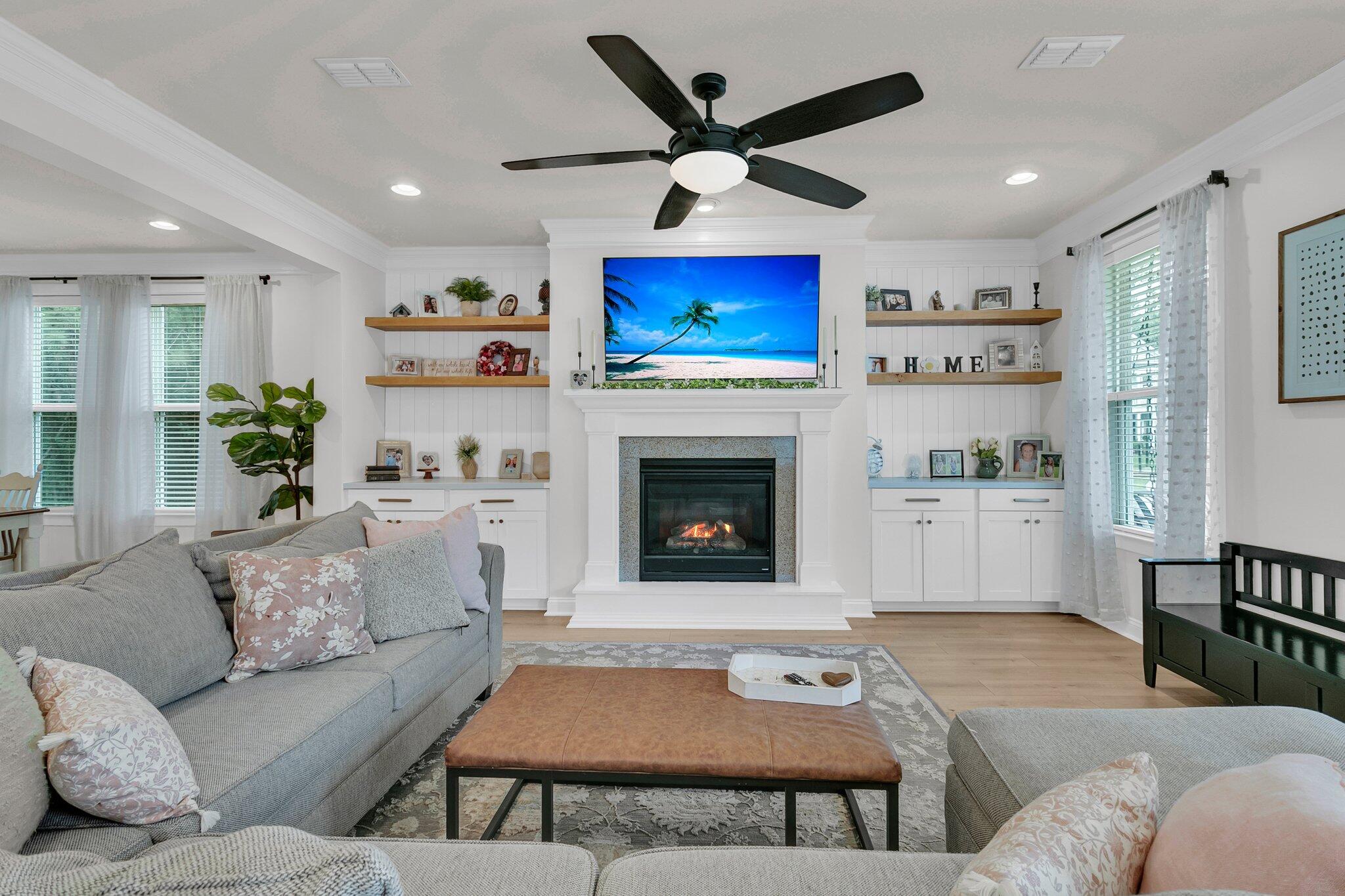 Charleston, South Carolina, 29414, United States, 4 Bedrooms Bedrooms, ,3 BathroomsBathrooms,Residential,For Sale,1979089