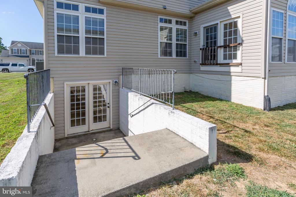 Fredericksburg, Virginia, 22407, United States, 4 Bedrooms Bedrooms, ,4 BathroomsBathrooms,Residential,For Sale,1883172