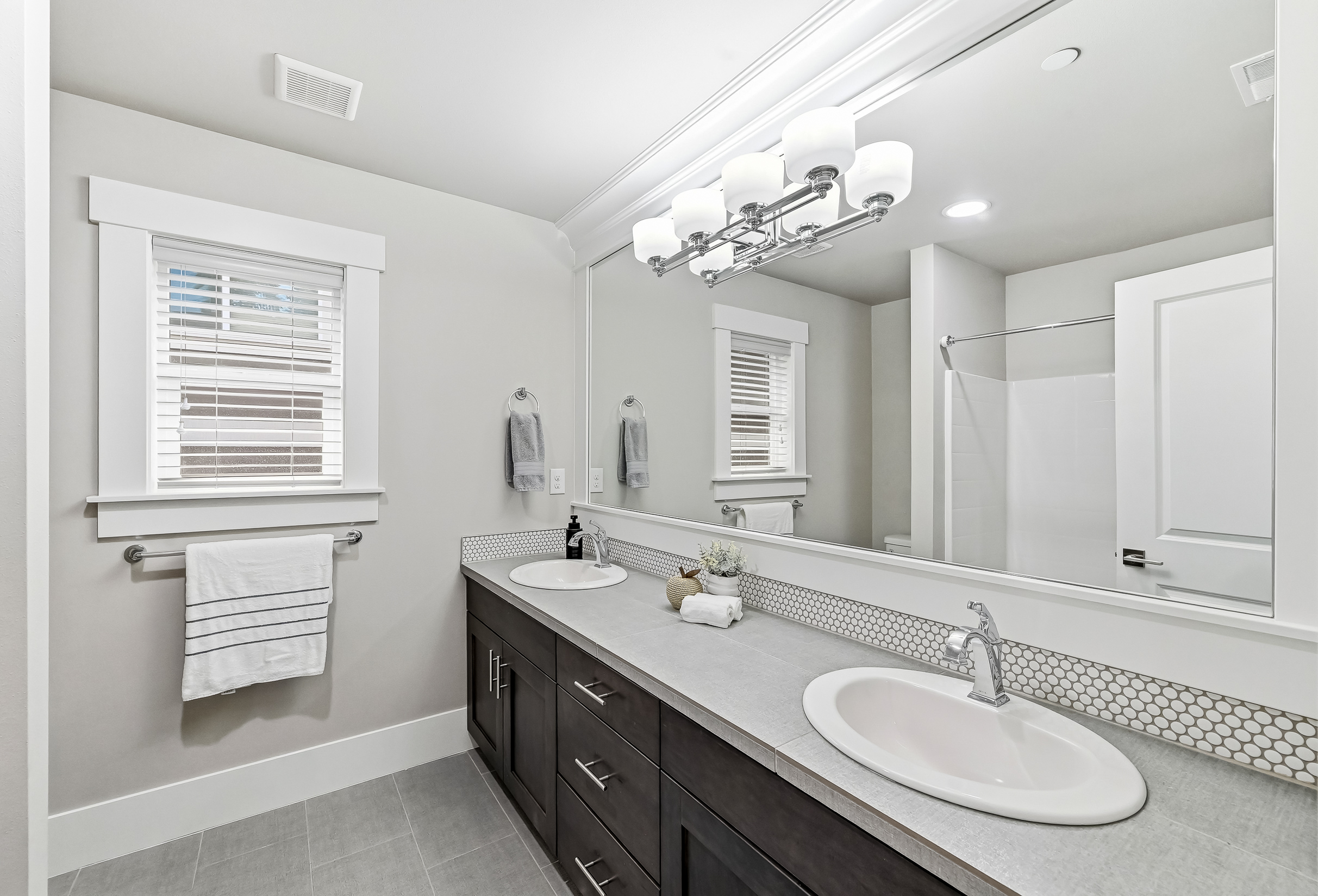  13628 Northeast 133rd Place, Kirkland, WA 98034 - 物件實景