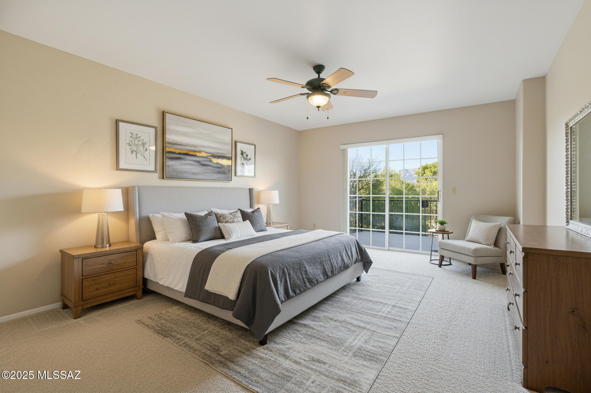 Tucson, Arizona, 85712, United States, 4 Bedrooms Bedrooms, ,3 BathroomsBathrooms,Residential,For Sale,1989179