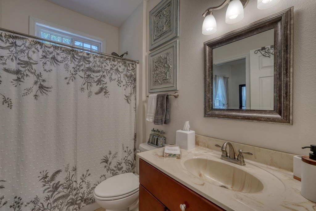 Blairsville, Georgia, 30512, United States, 4 Bedrooms Bedrooms, ,3 BathroomsBathrooms,Residential,For Sale,1983260